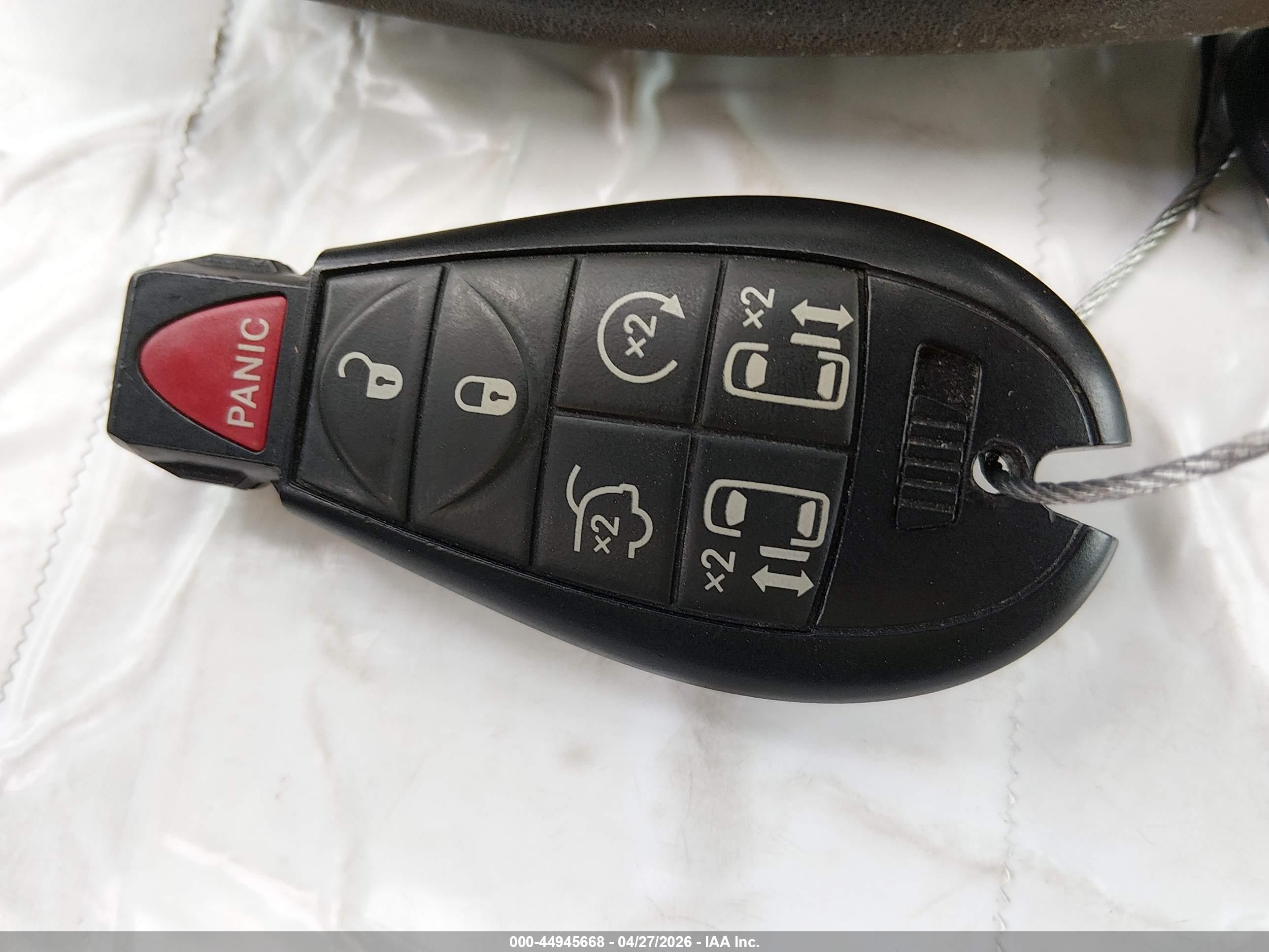 CHRYSLER TOWN image 11