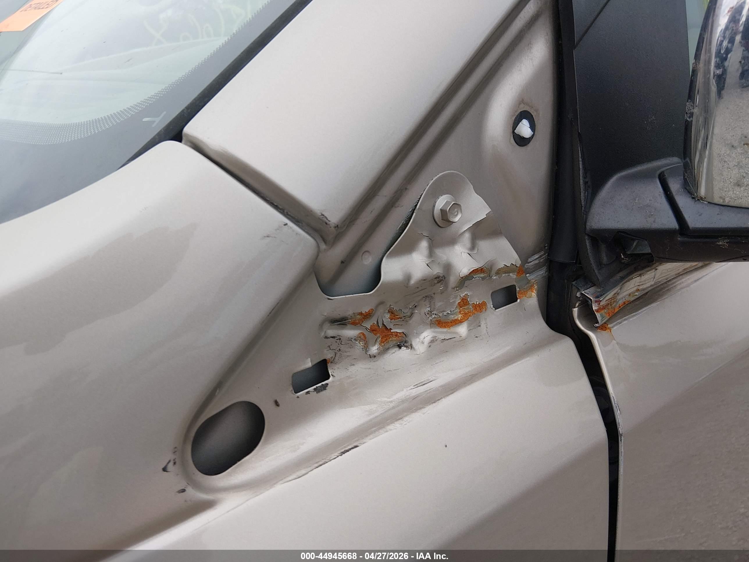 CHRYSLER TOWN image 6
