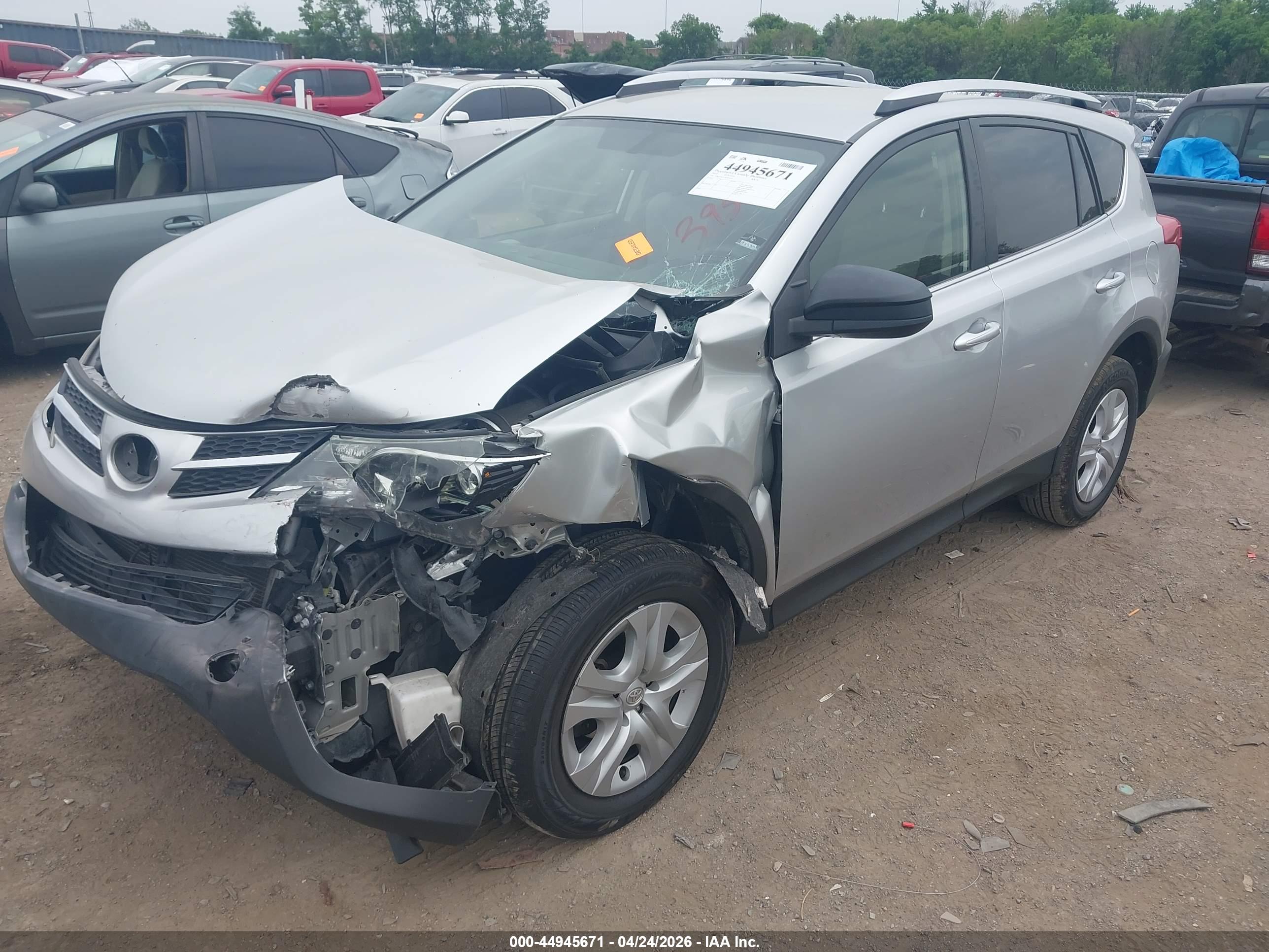TOYOTA RAV4 image 6