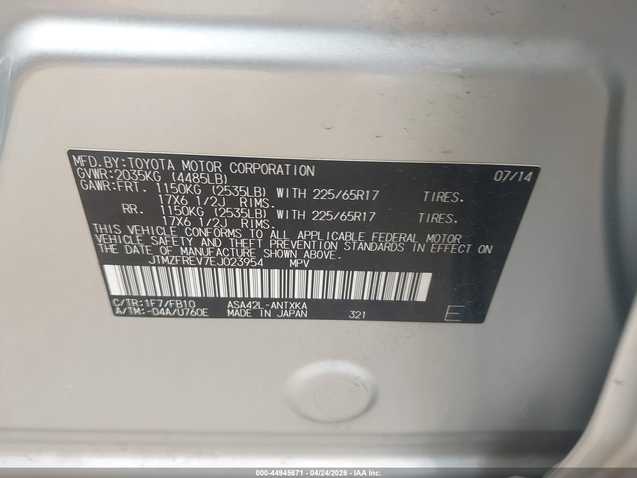 TOYOTA RAV4 image 9
