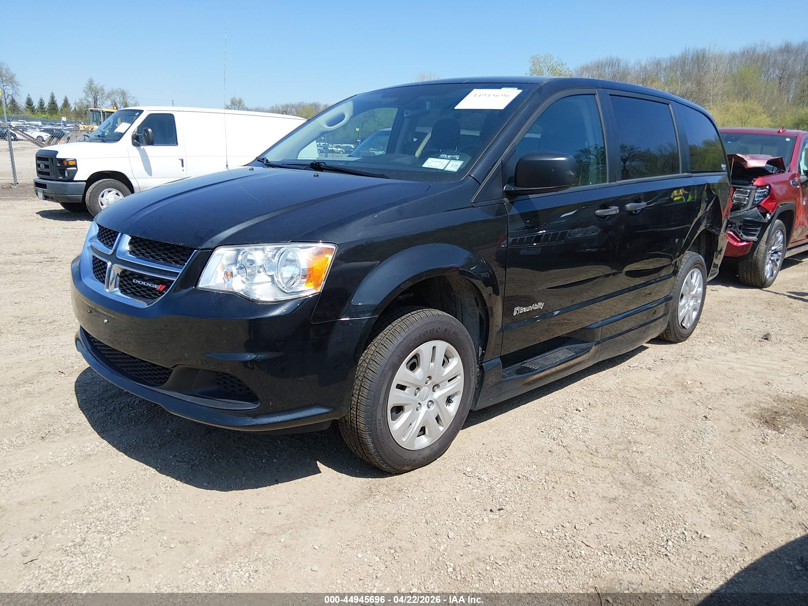 DODGE GRAND image 2