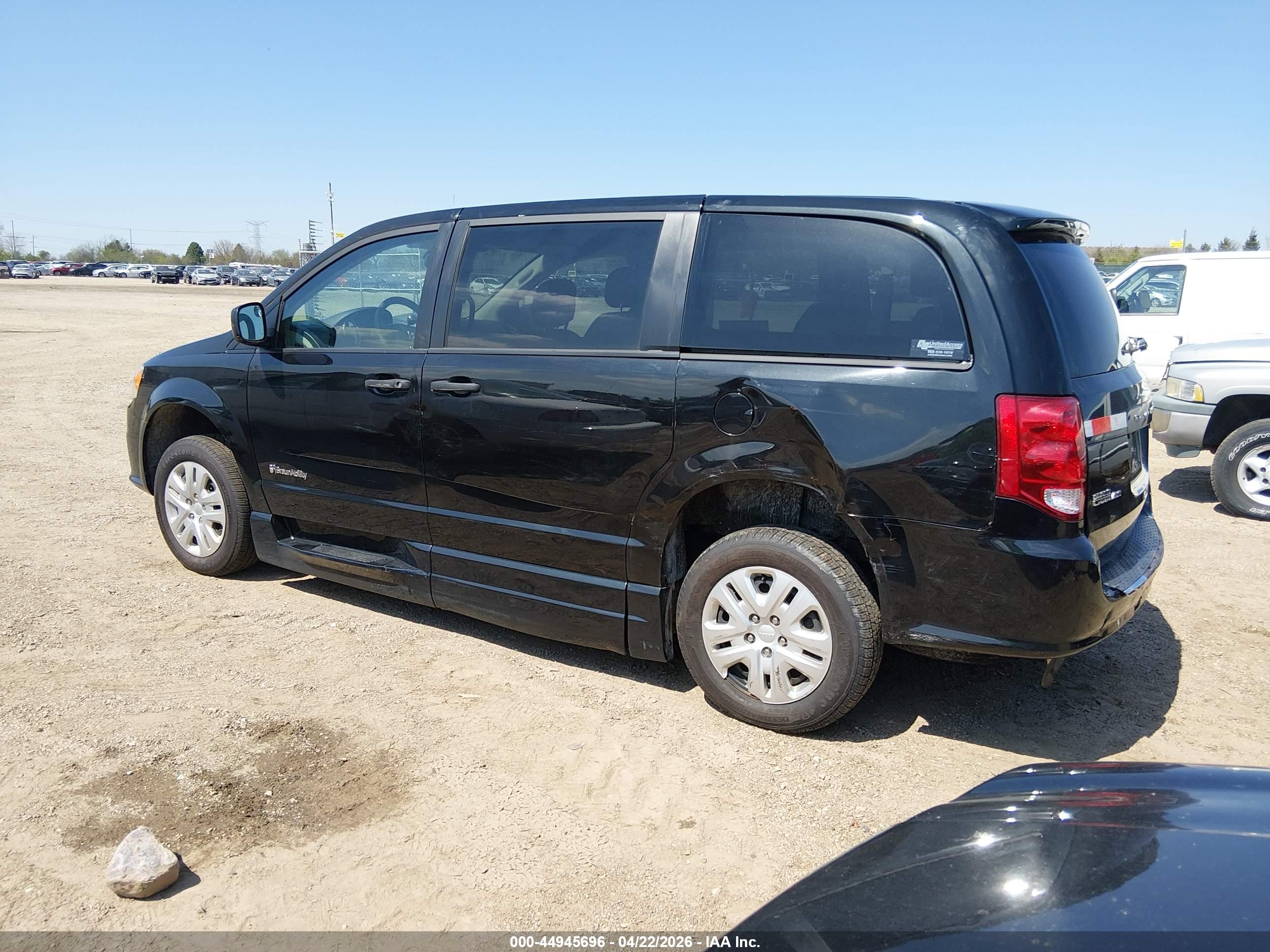 DODGE GRAND image 3