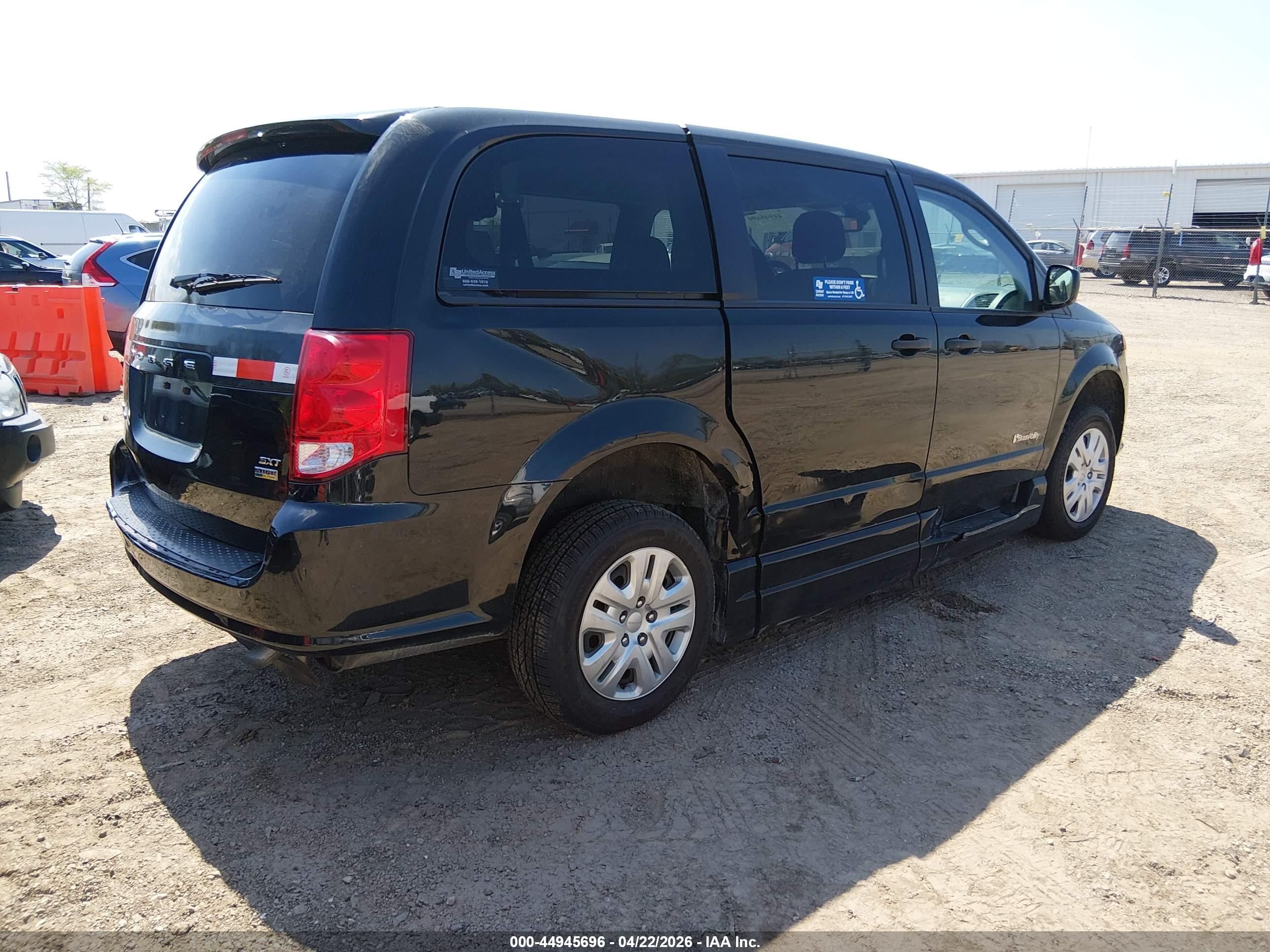 DODGE GRAND image 4