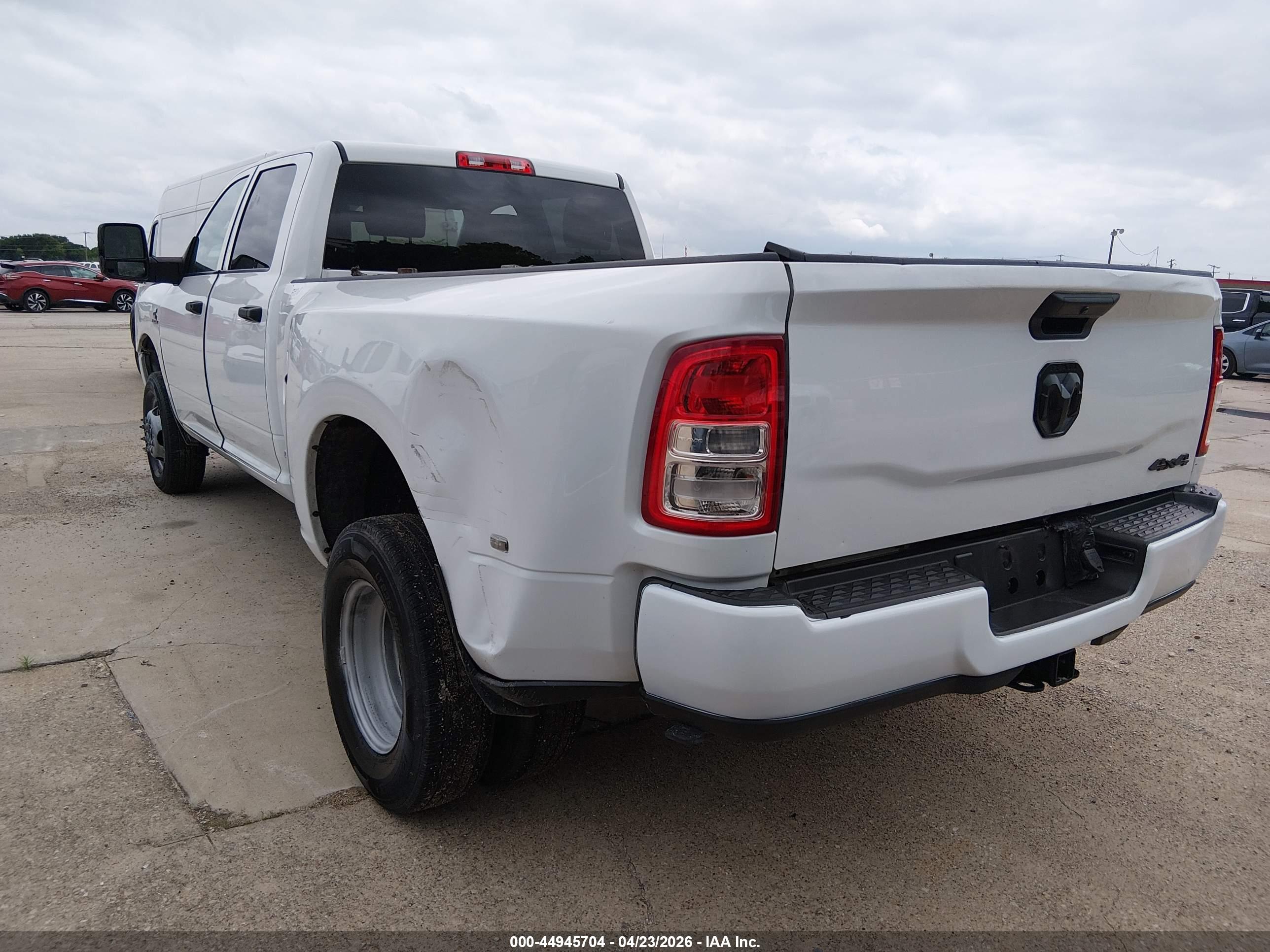 RAM 3500 image 3