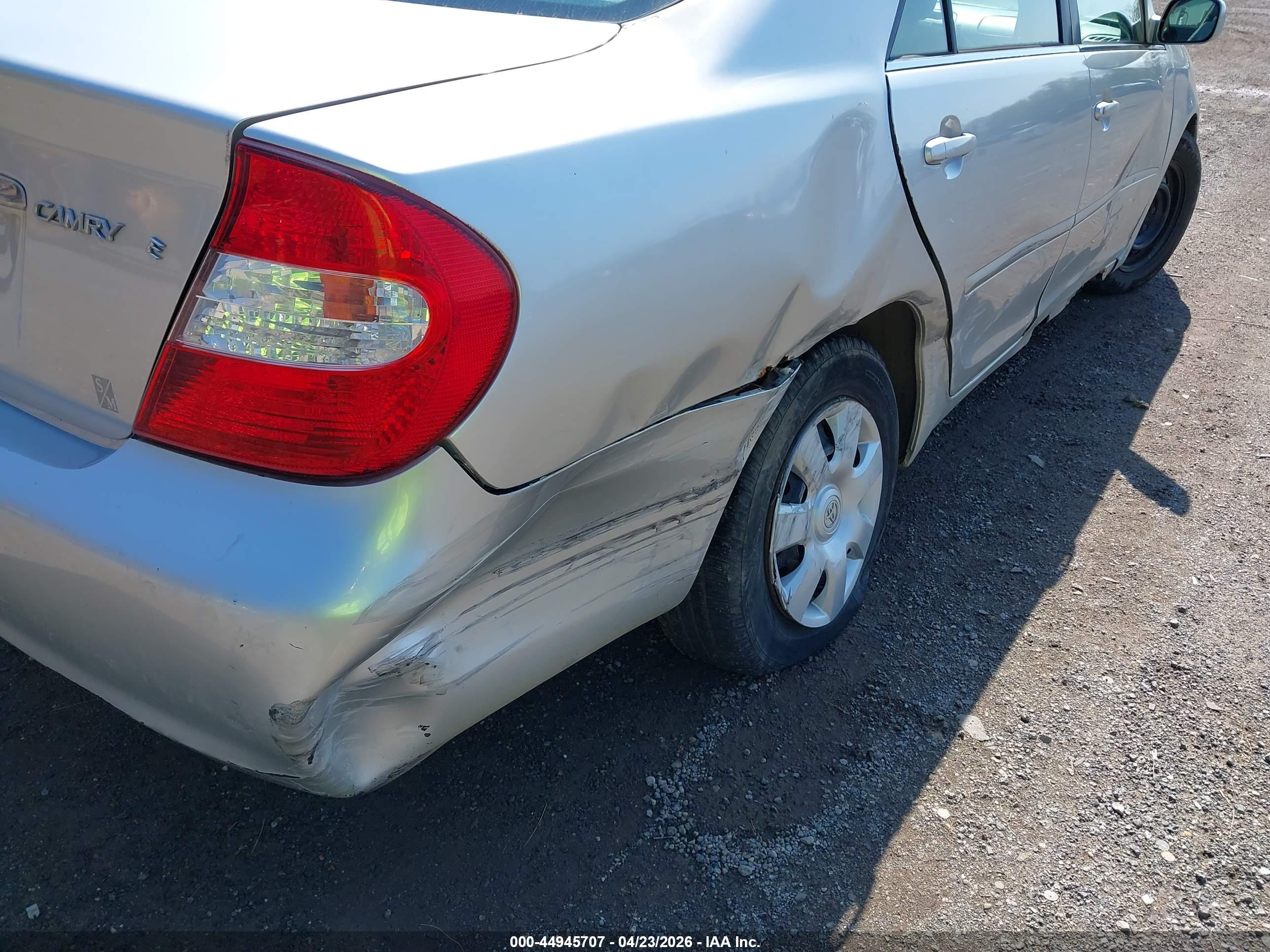 TOYOTA CAMRY image 6