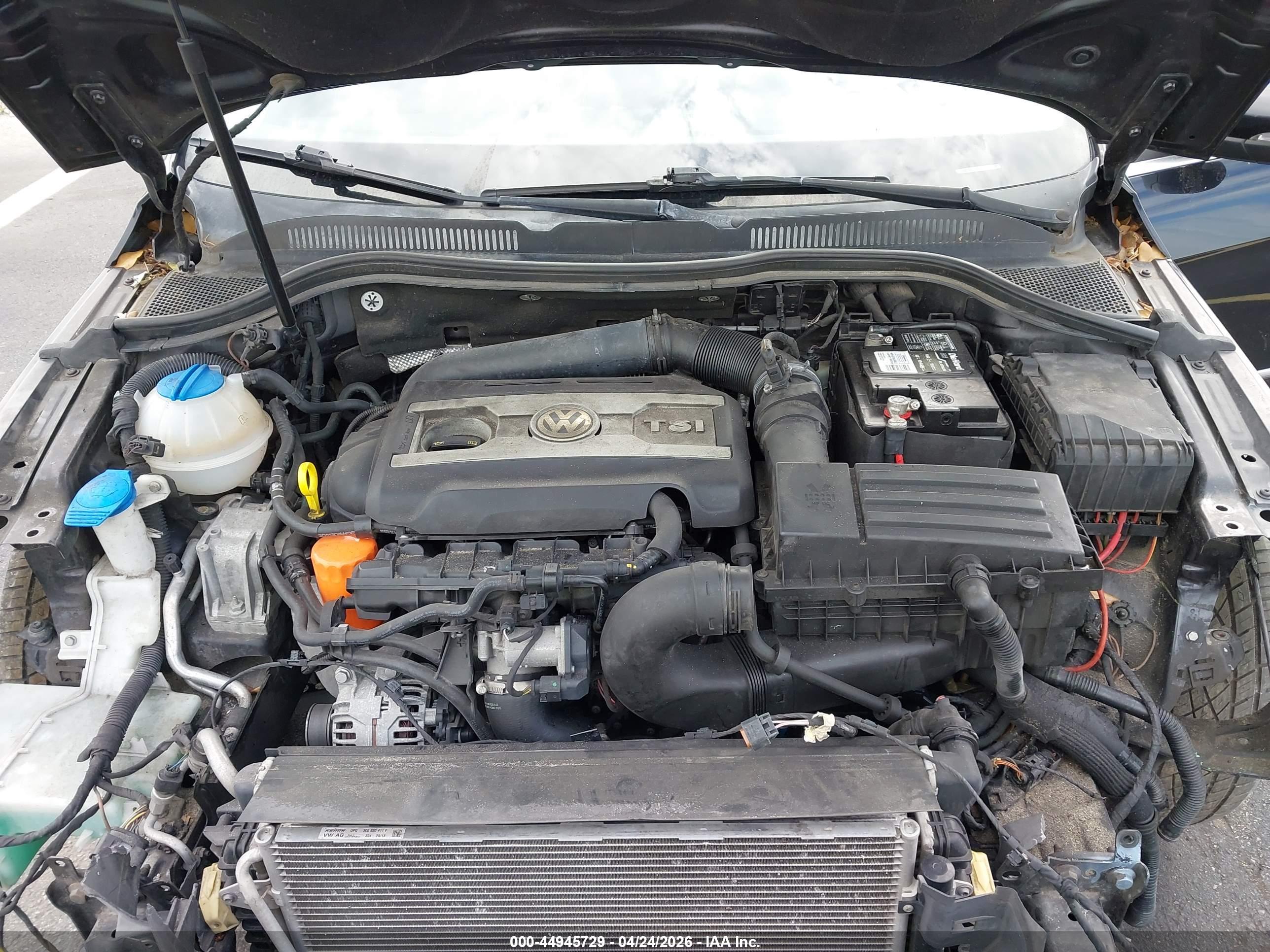 VOLKSWAGEN CC image 10