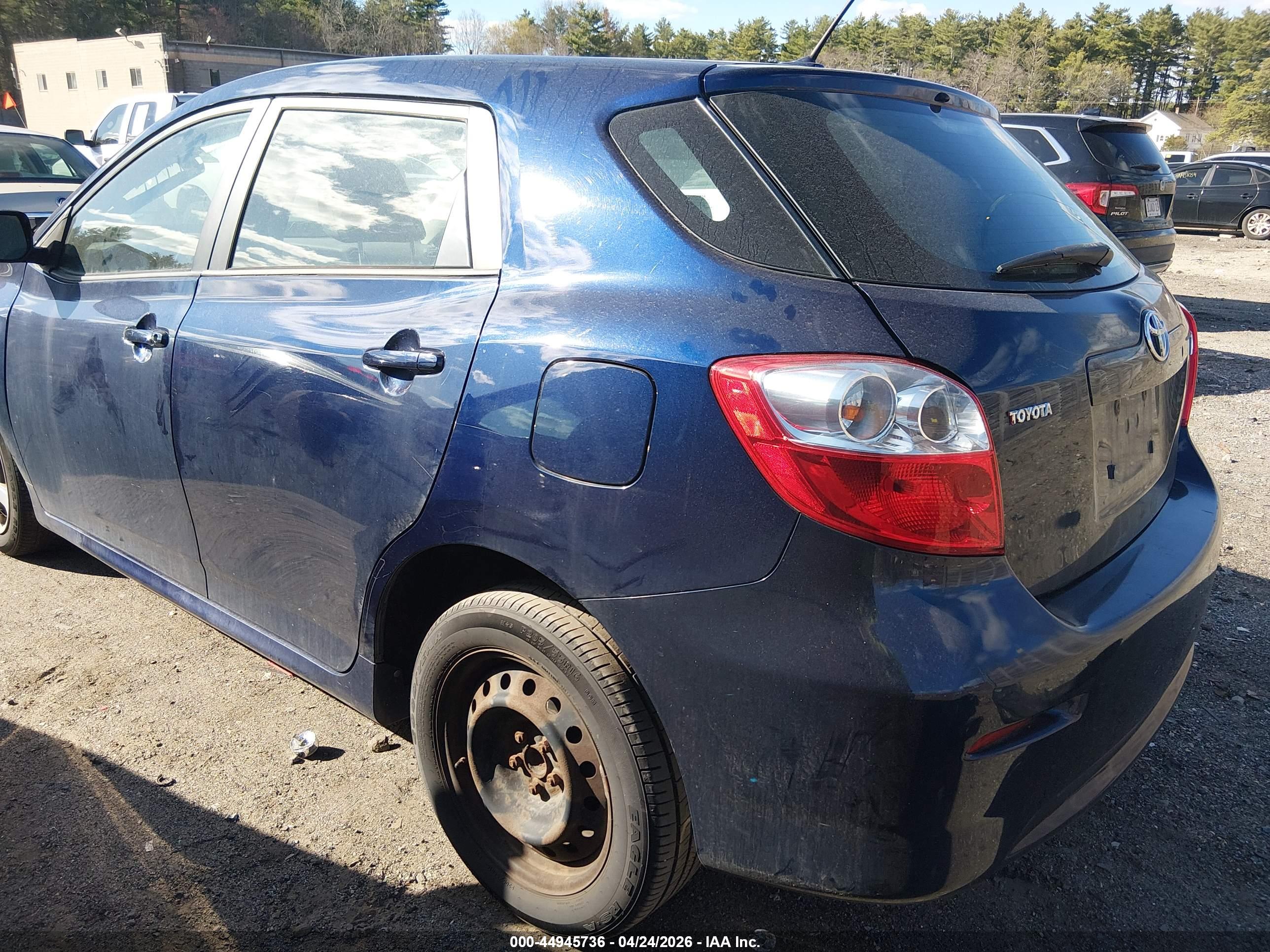 TOYOTA MATRIX image 3