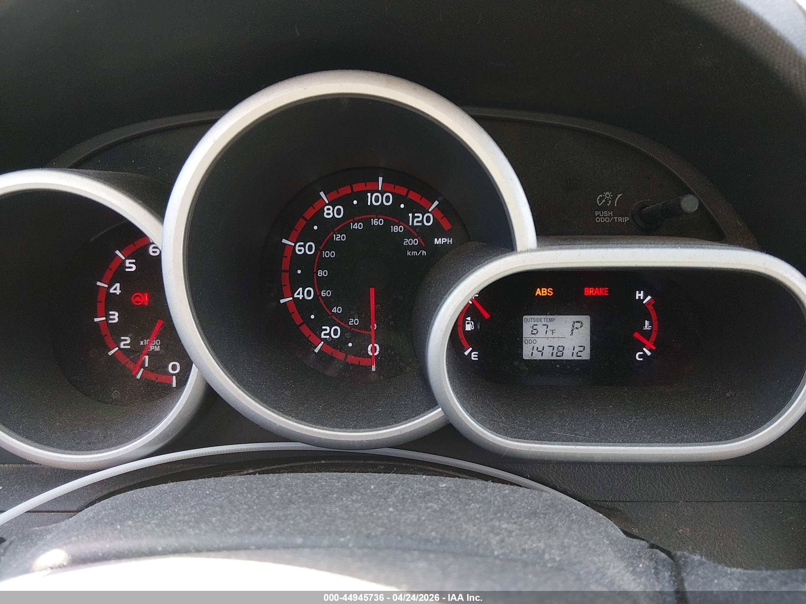 TOYOTA MATRIX image 7