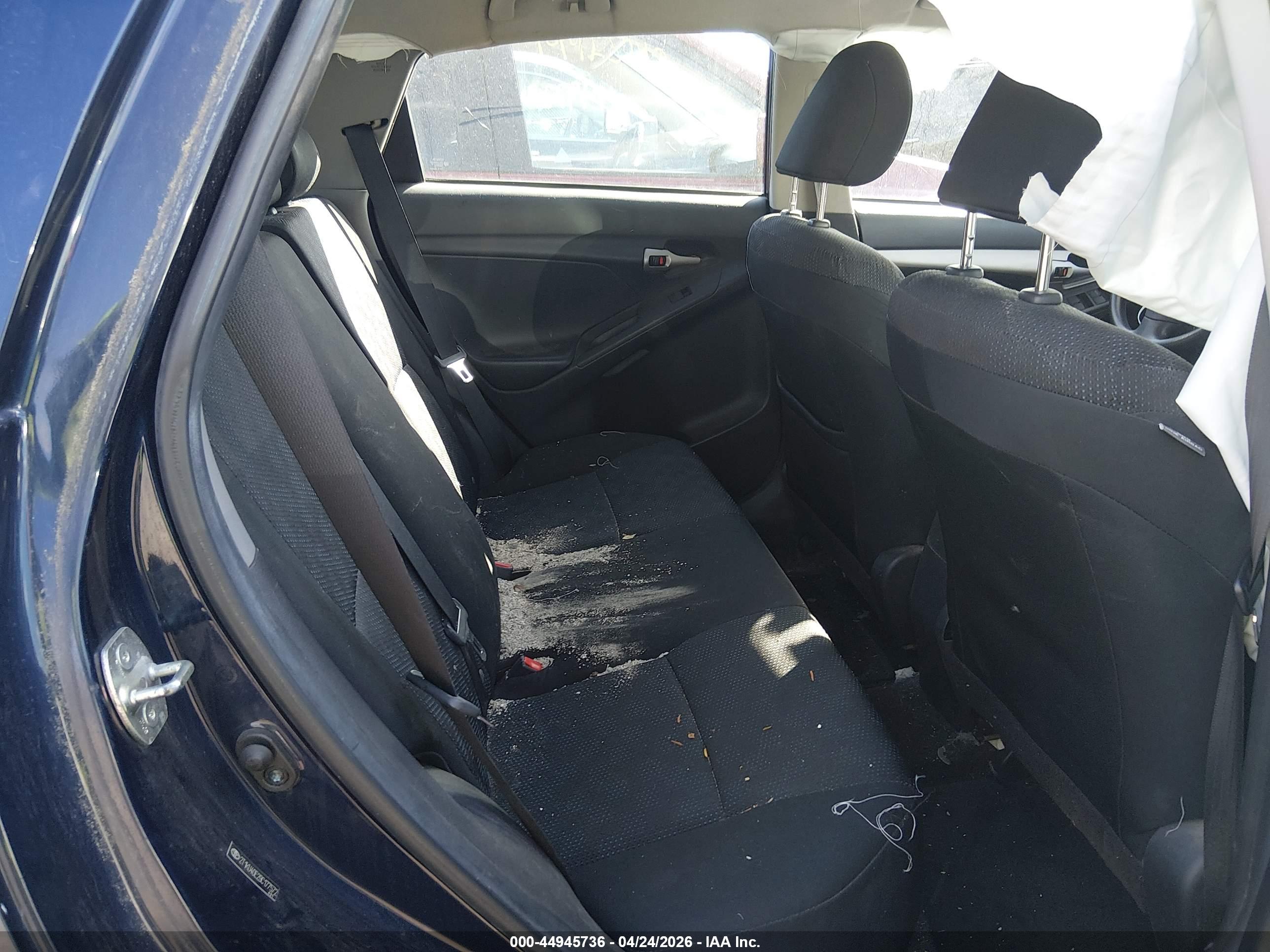 TOYOTA MATRIX image 8