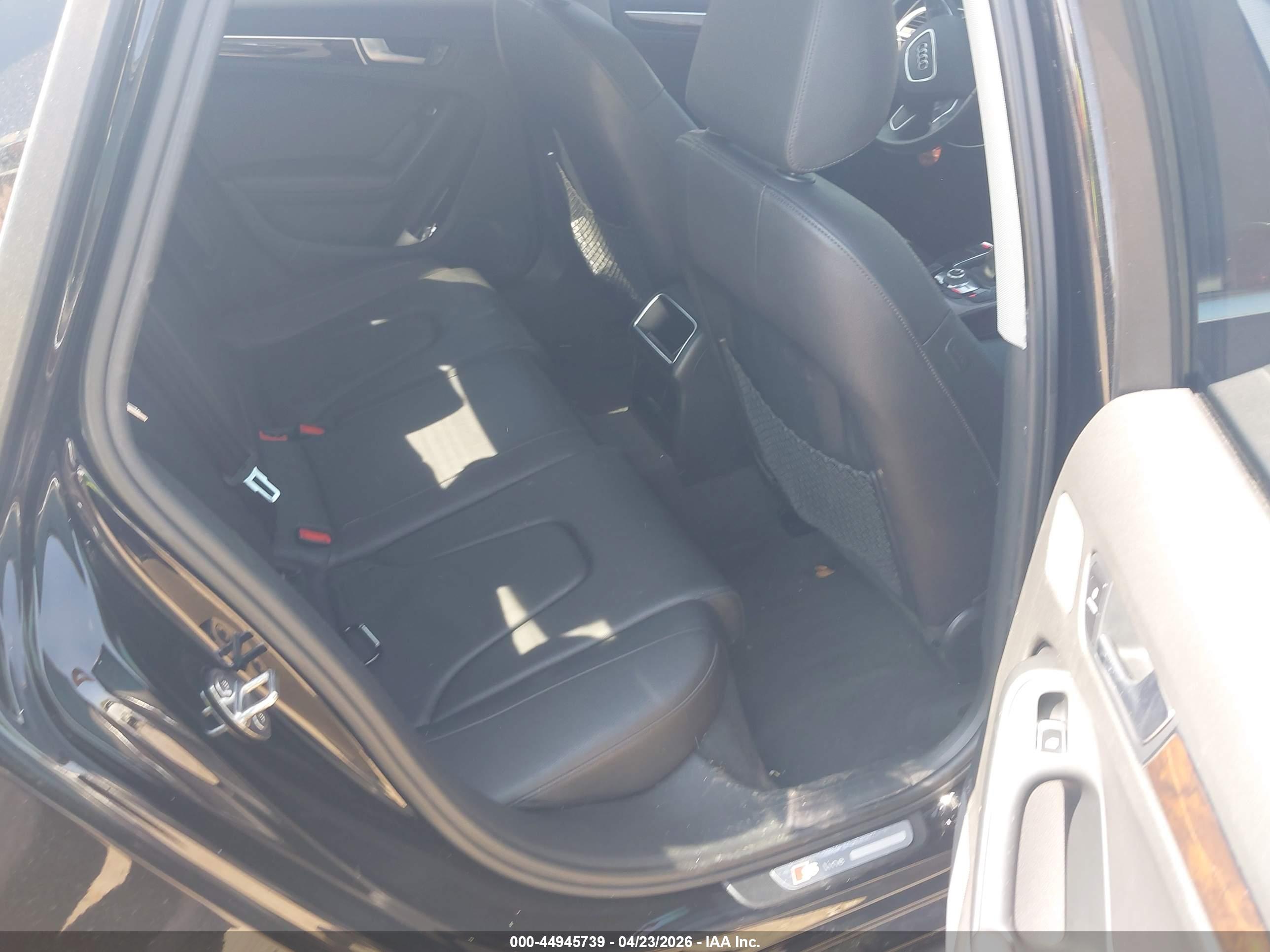 AUDI A4 image 8