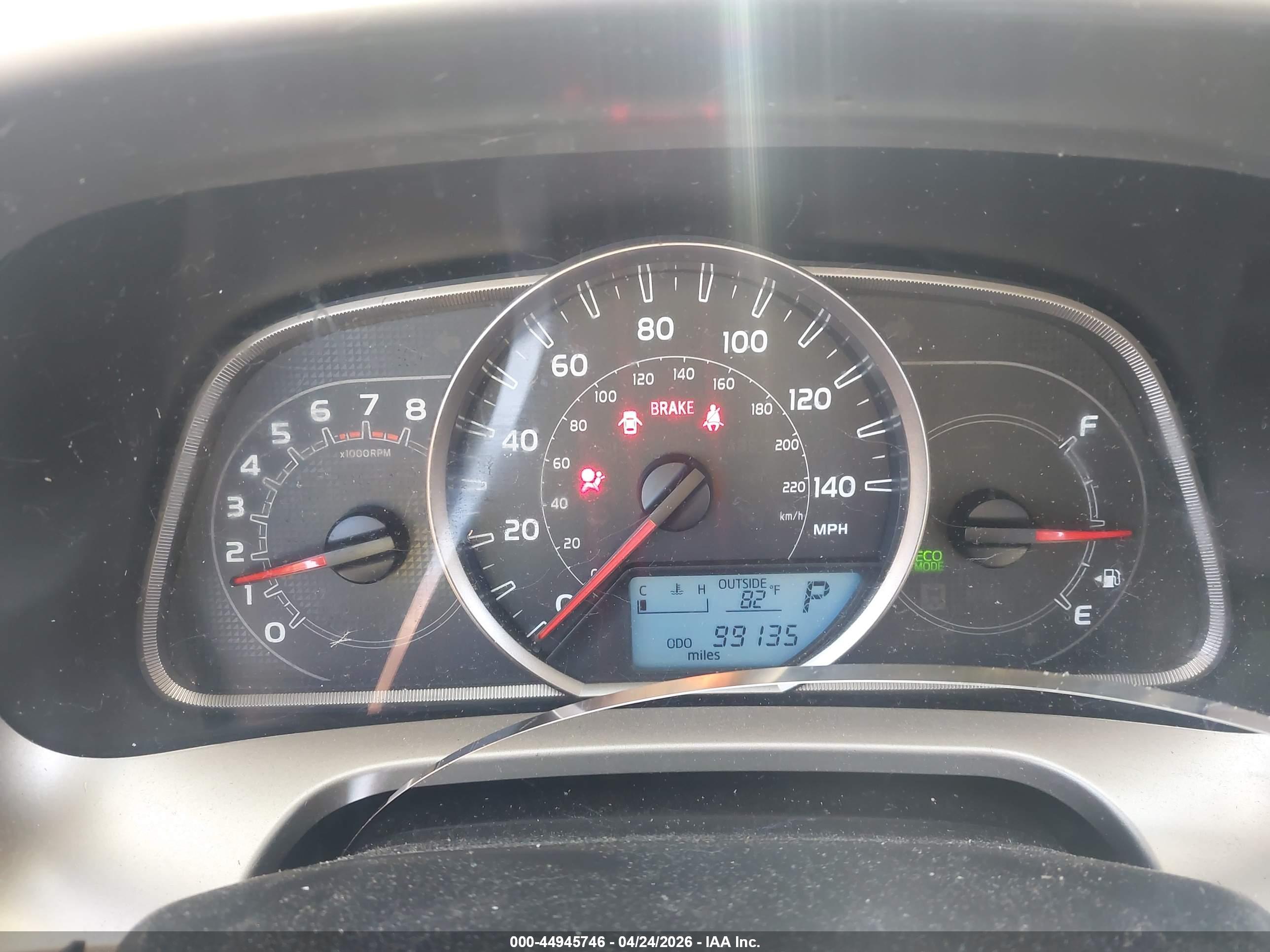 TOYOTA RAV4 image 7