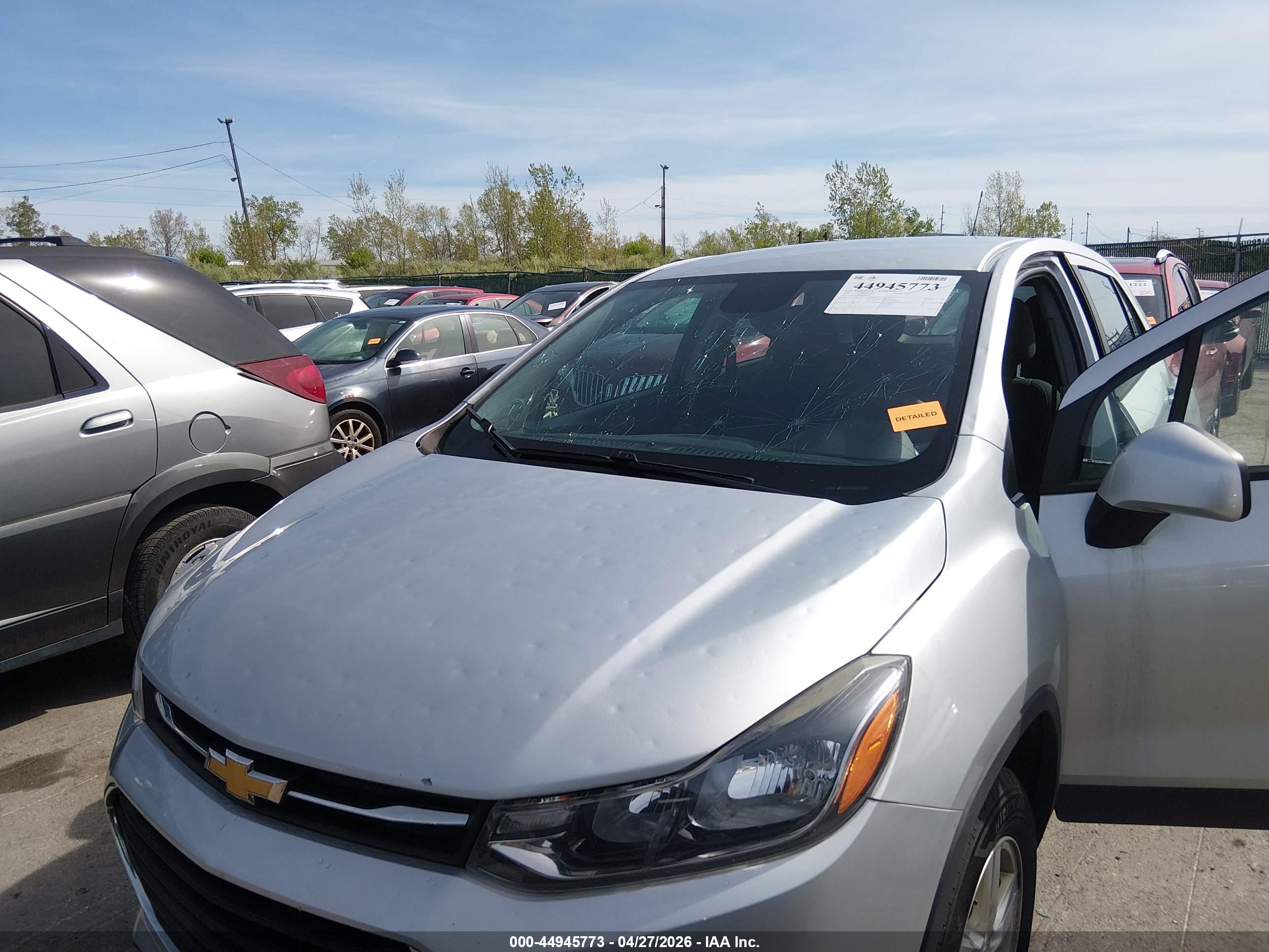 CHEVROLET TRAX image 6