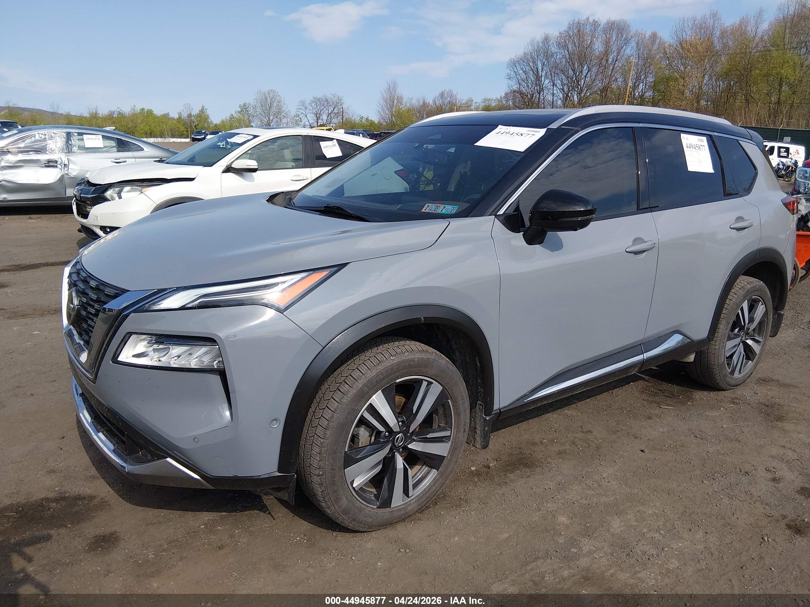 NISSAN ROGUE image 2