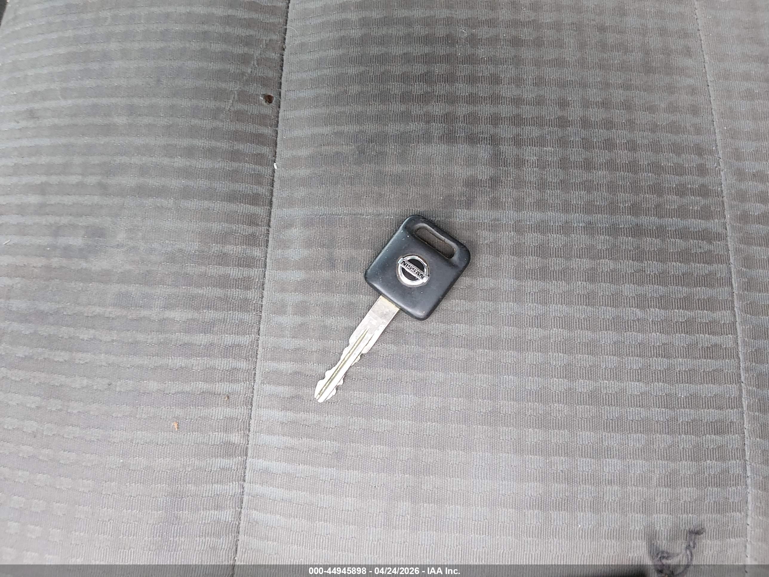 NISSAN TITAN image 11