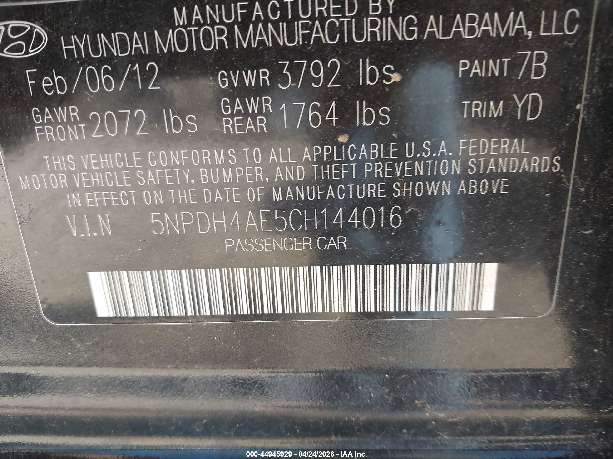 HYUNDAI ELANTRA image 9