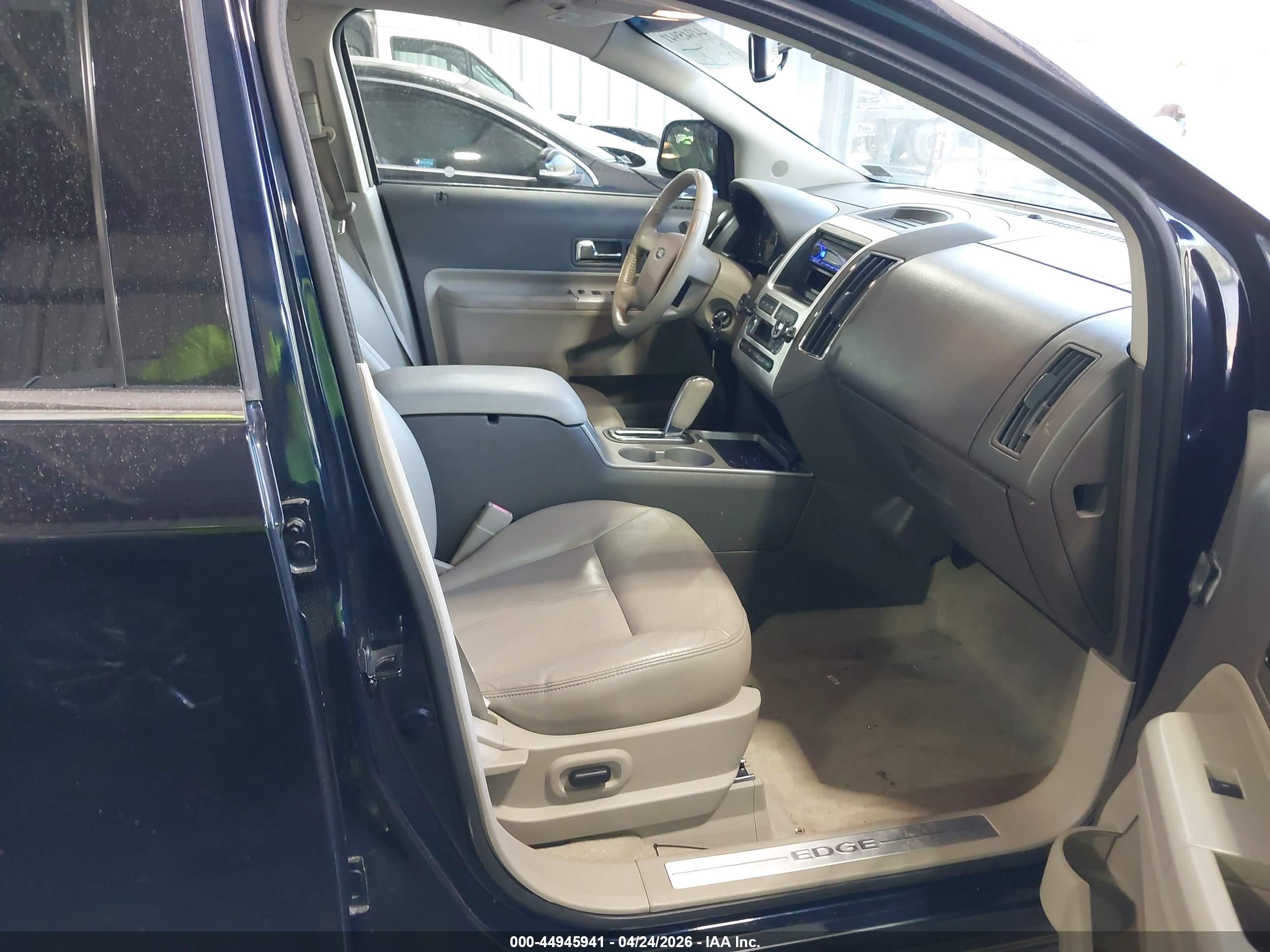 FORD EDGE image 5