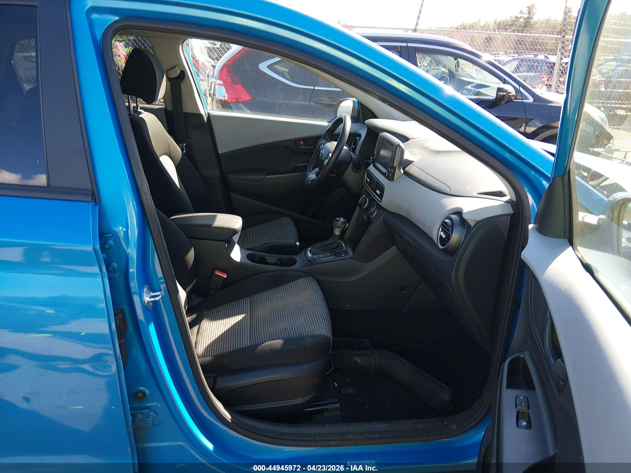 HYUNDAI KONA image 5