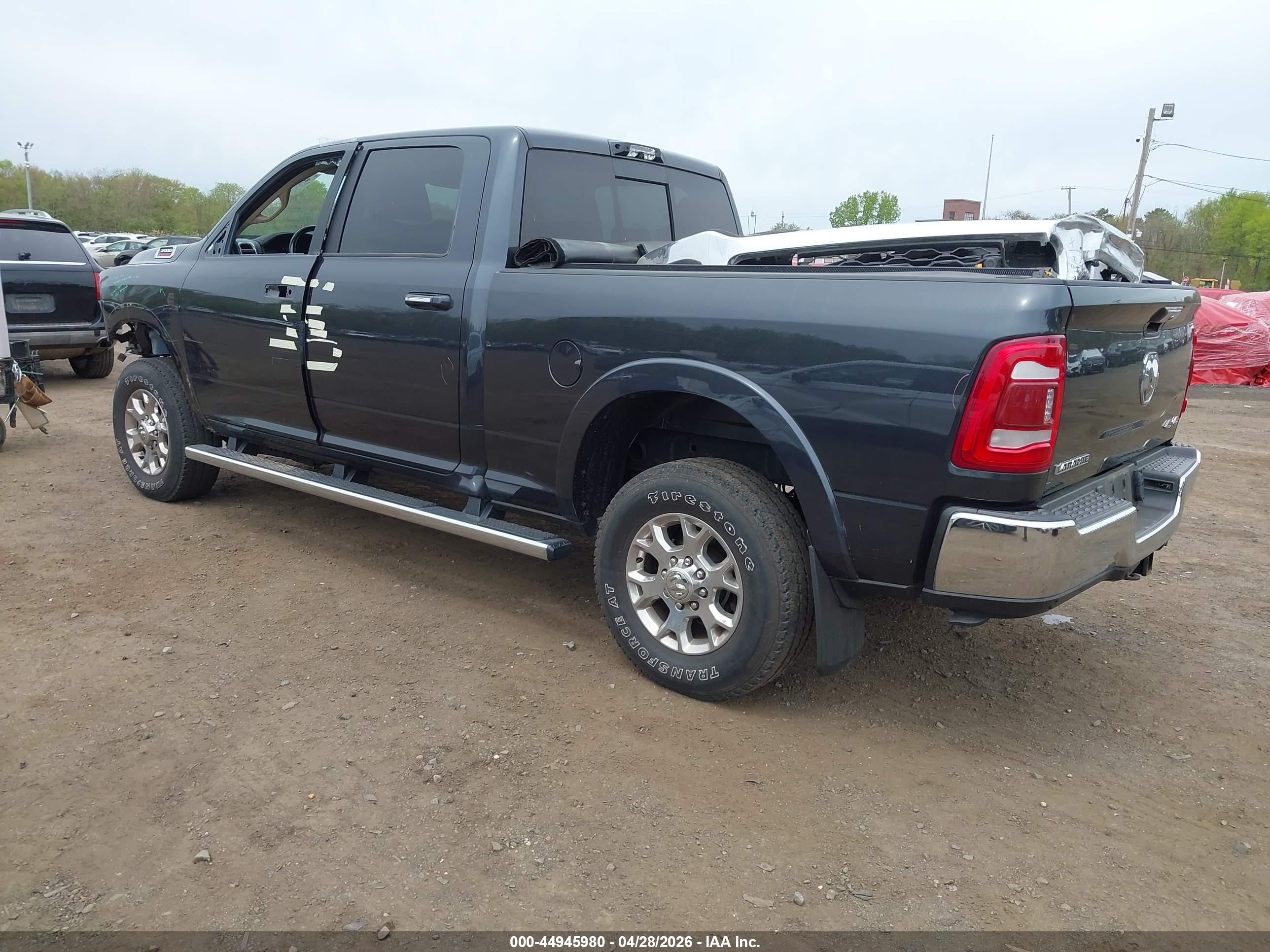 RAM 3500 image 3