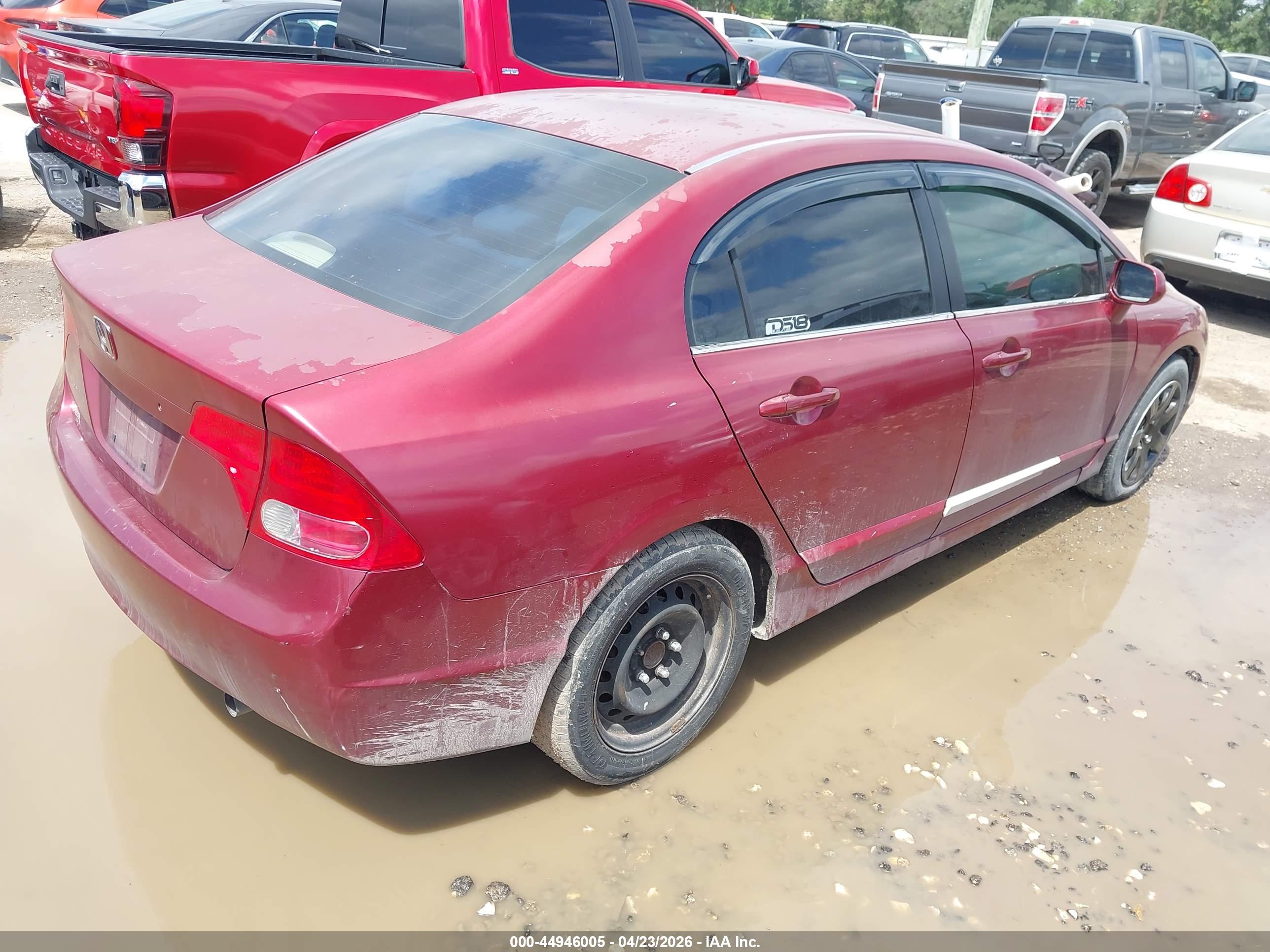 HONDA CIVIC image 4