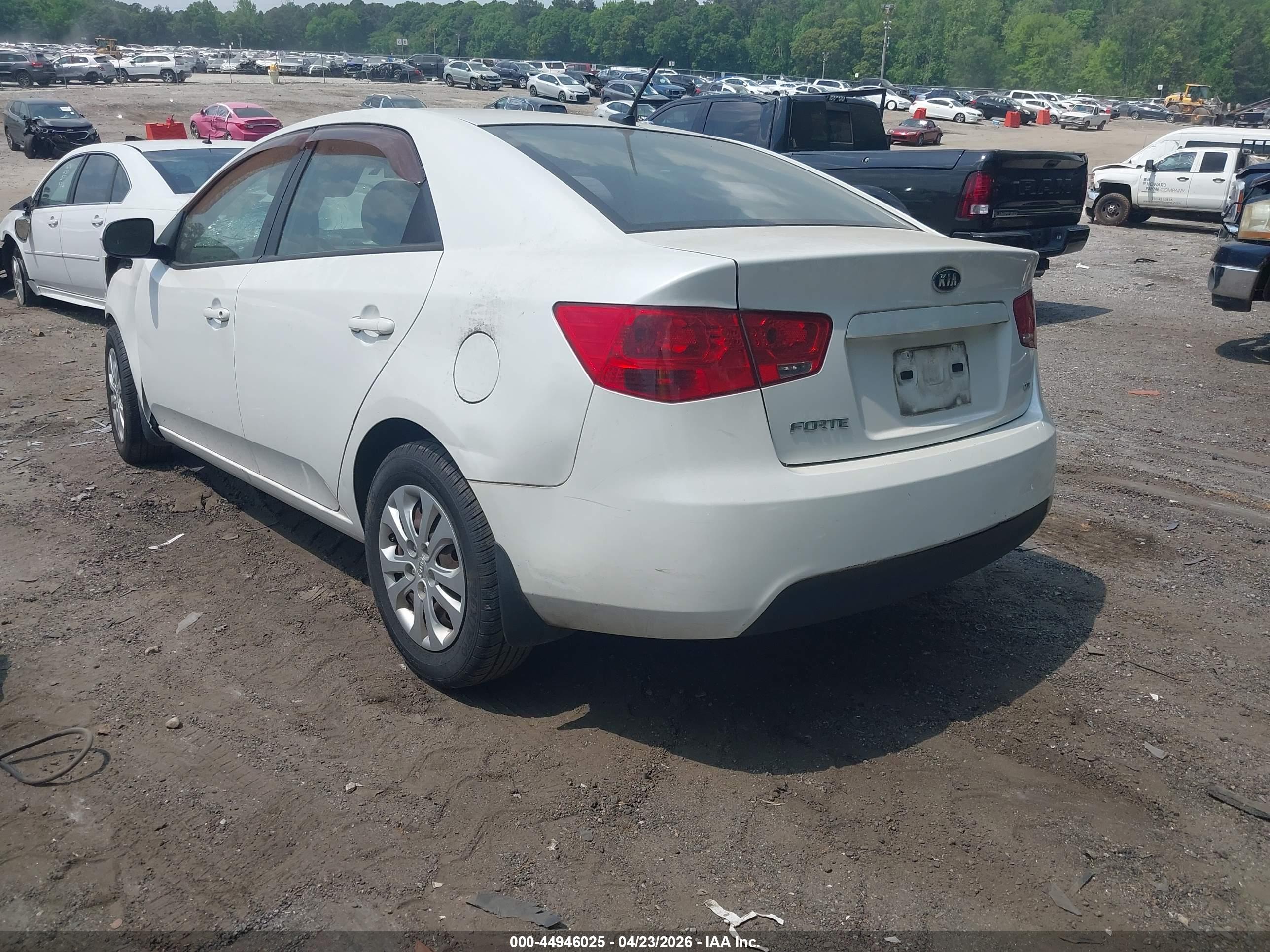 KIA FORTE image 3