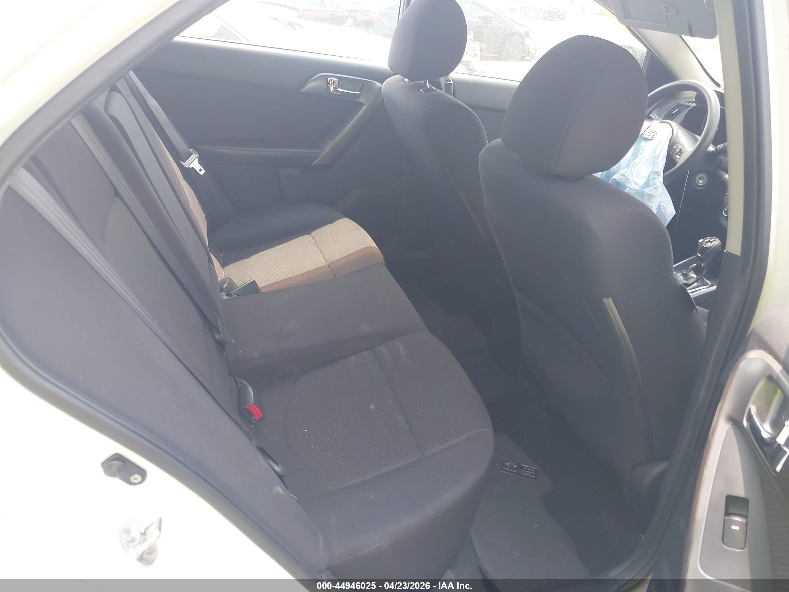 KIA FORTE image 8