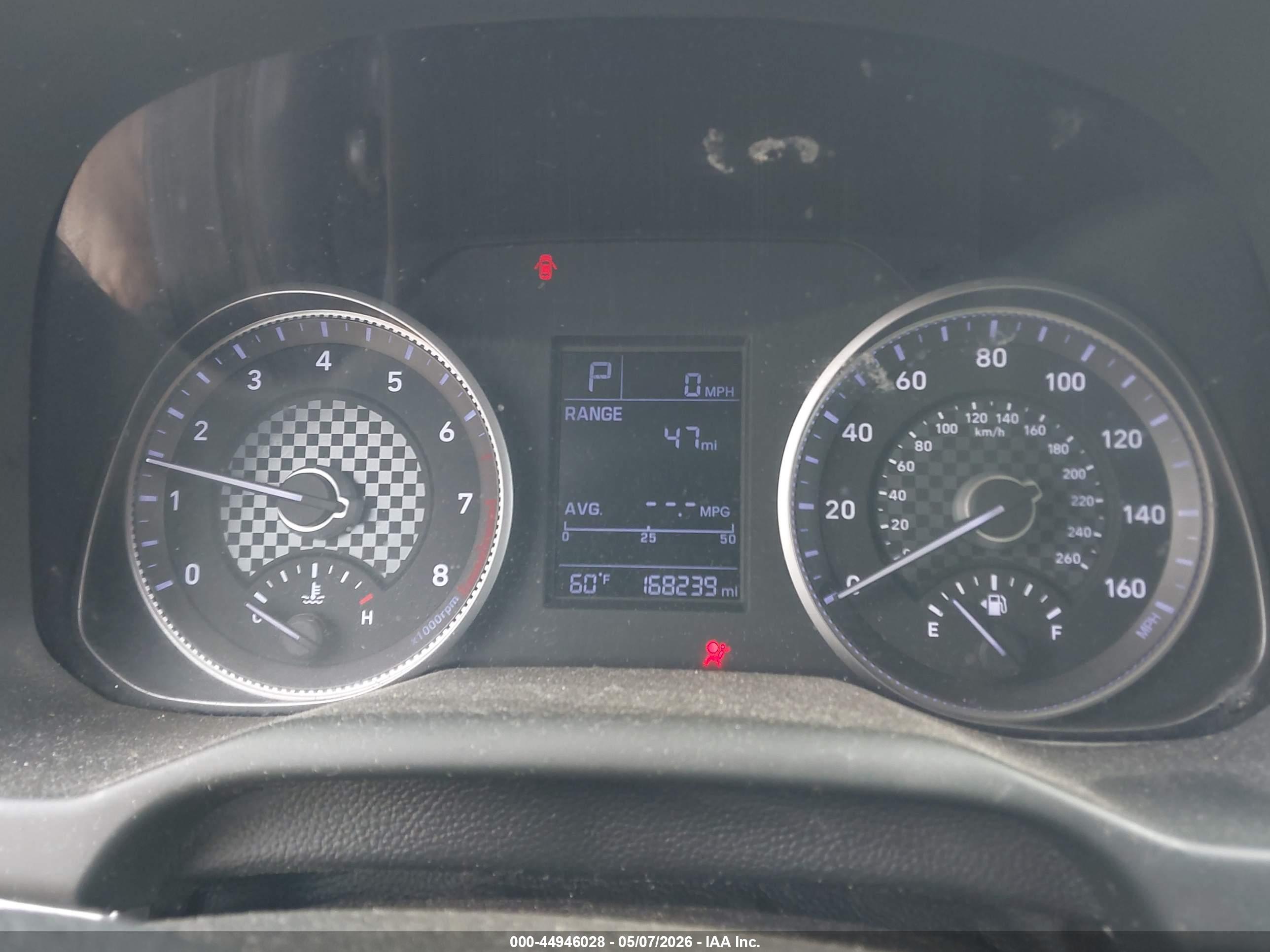 HYUNDAI ELANTRA image 7