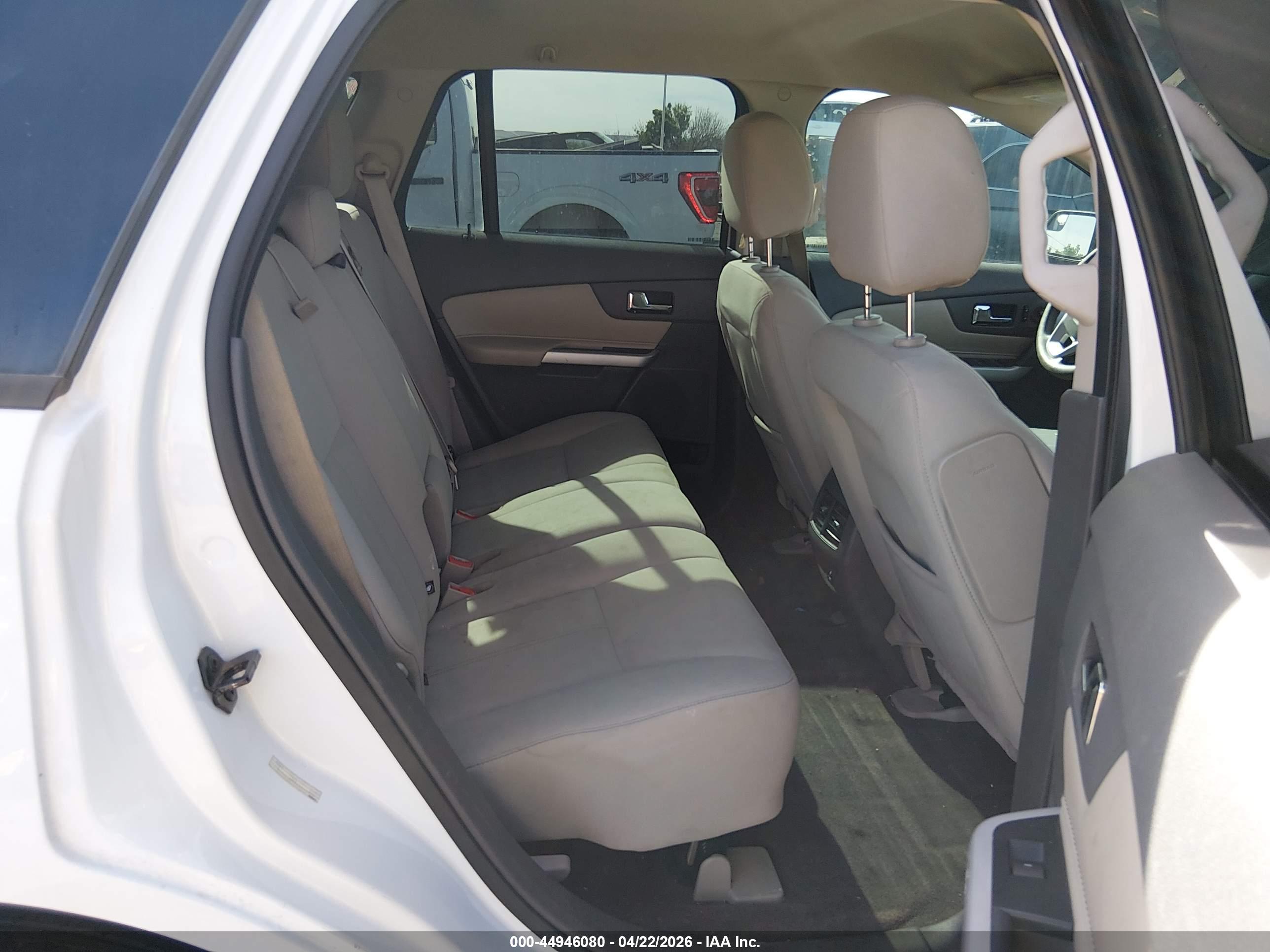 FORD EDGE image 8