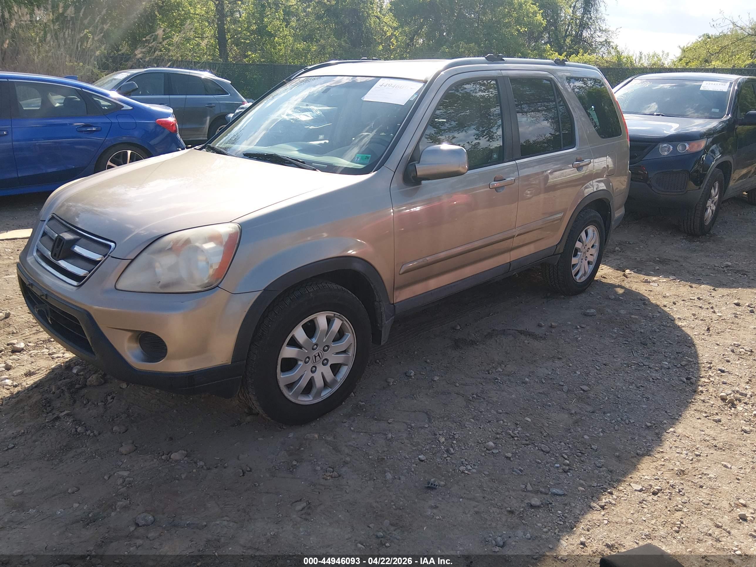 HONDA CR-V image 2