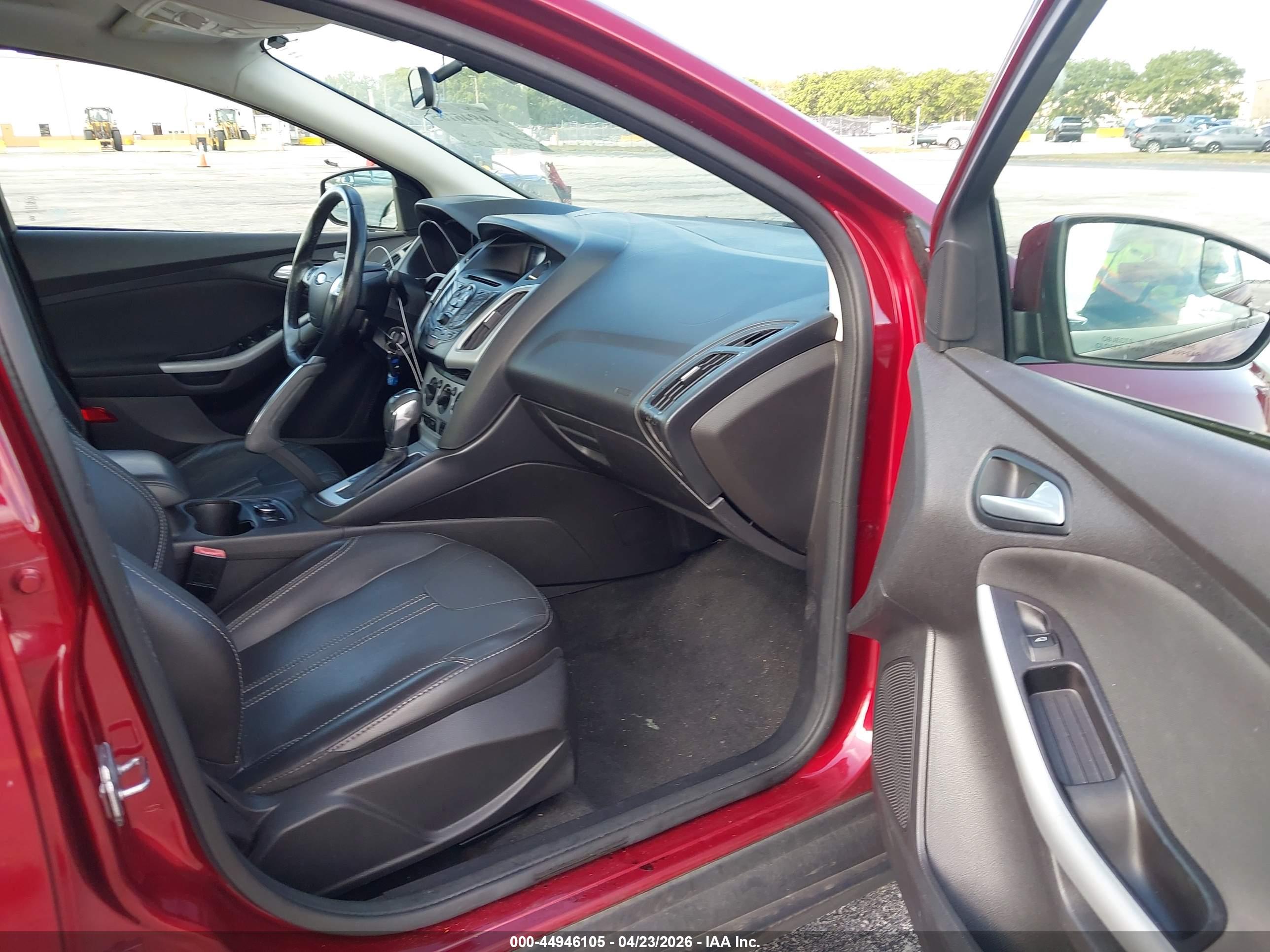 FORD FOCUS image 5