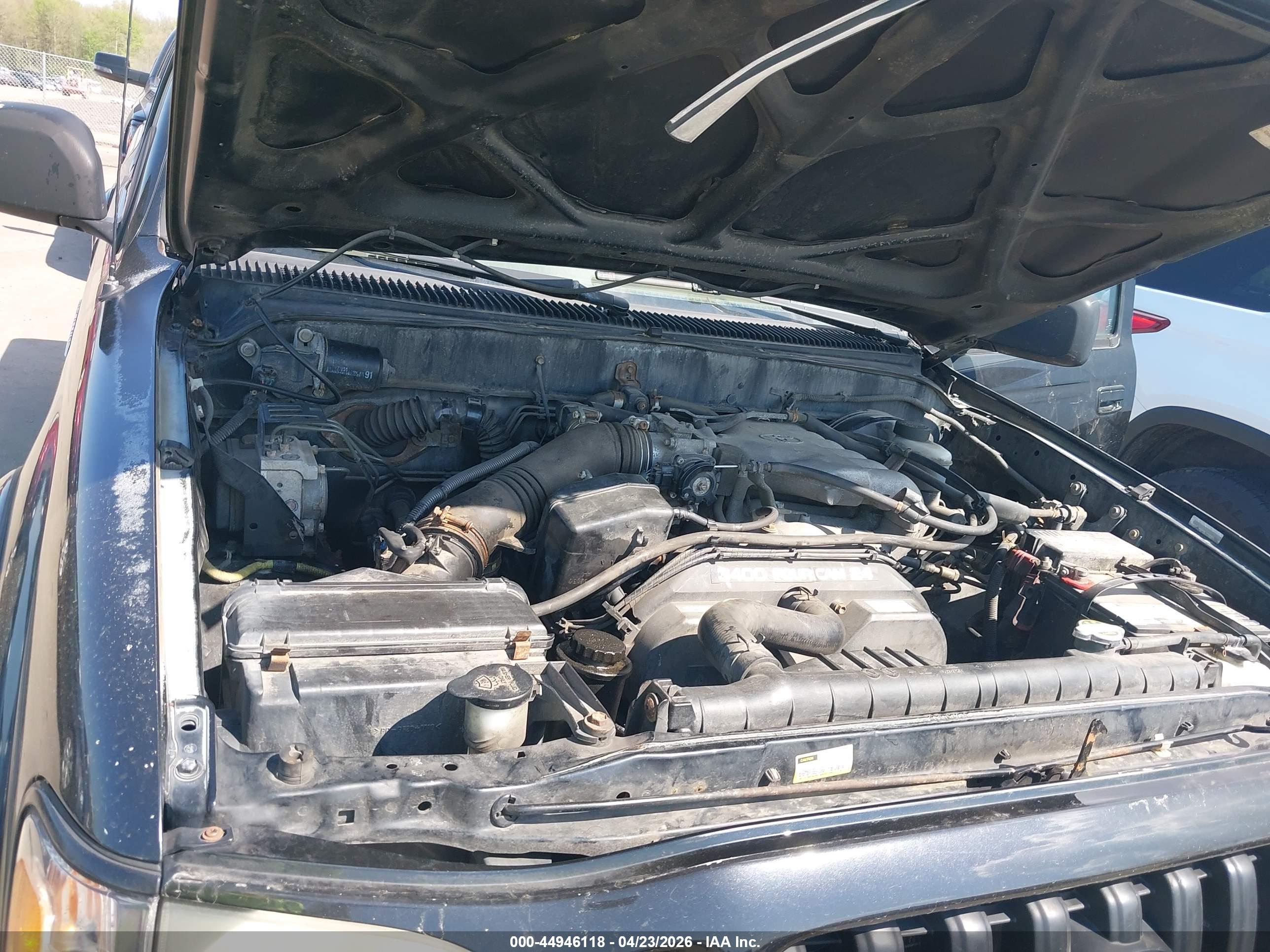 TOYOTA TACOMA image 10