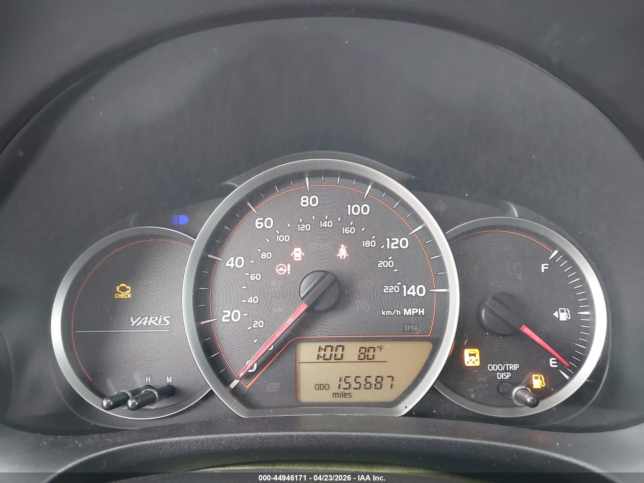 TOYOTA YARIS image 7