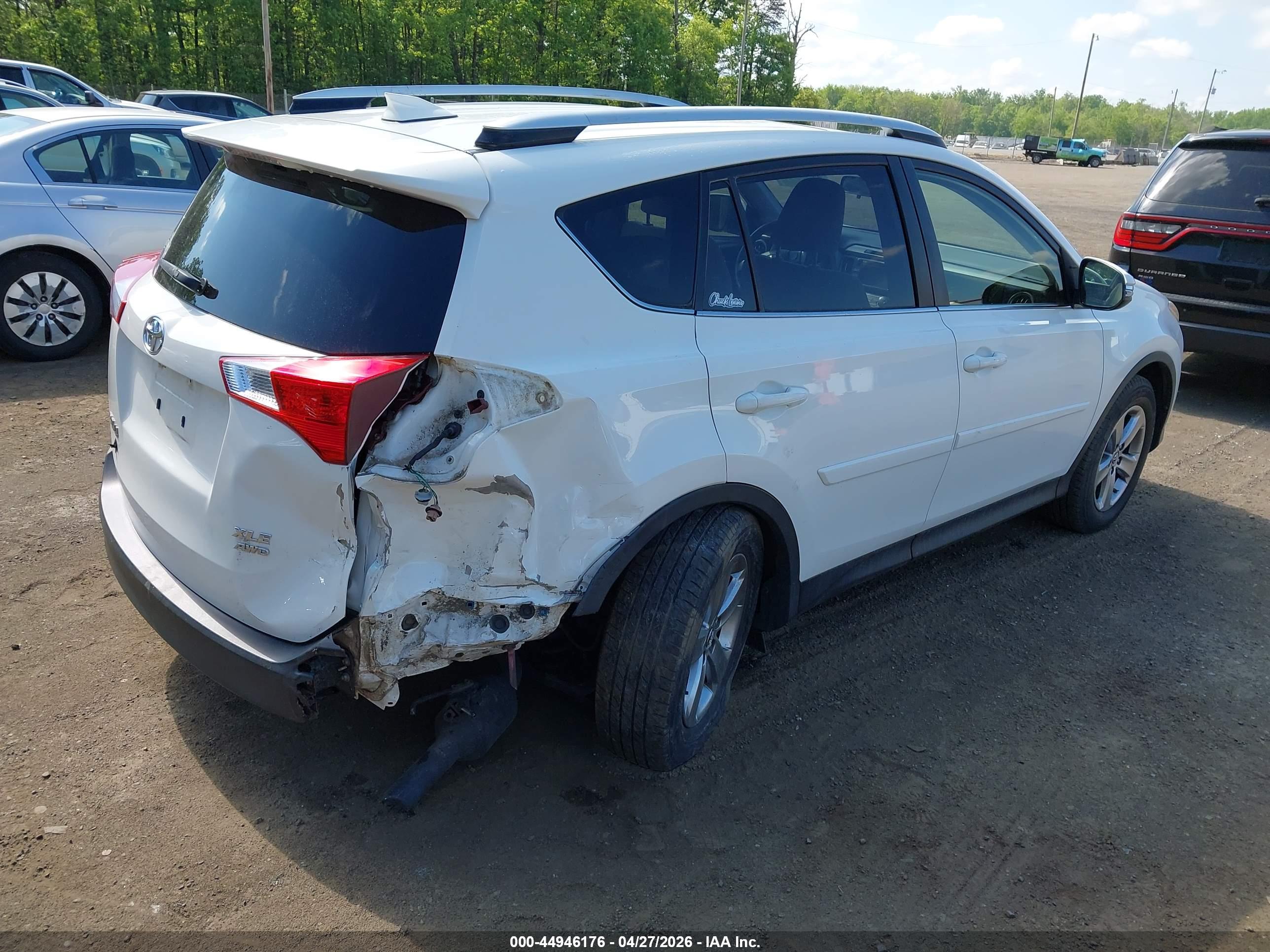 TOYOTA RAV4 image 4