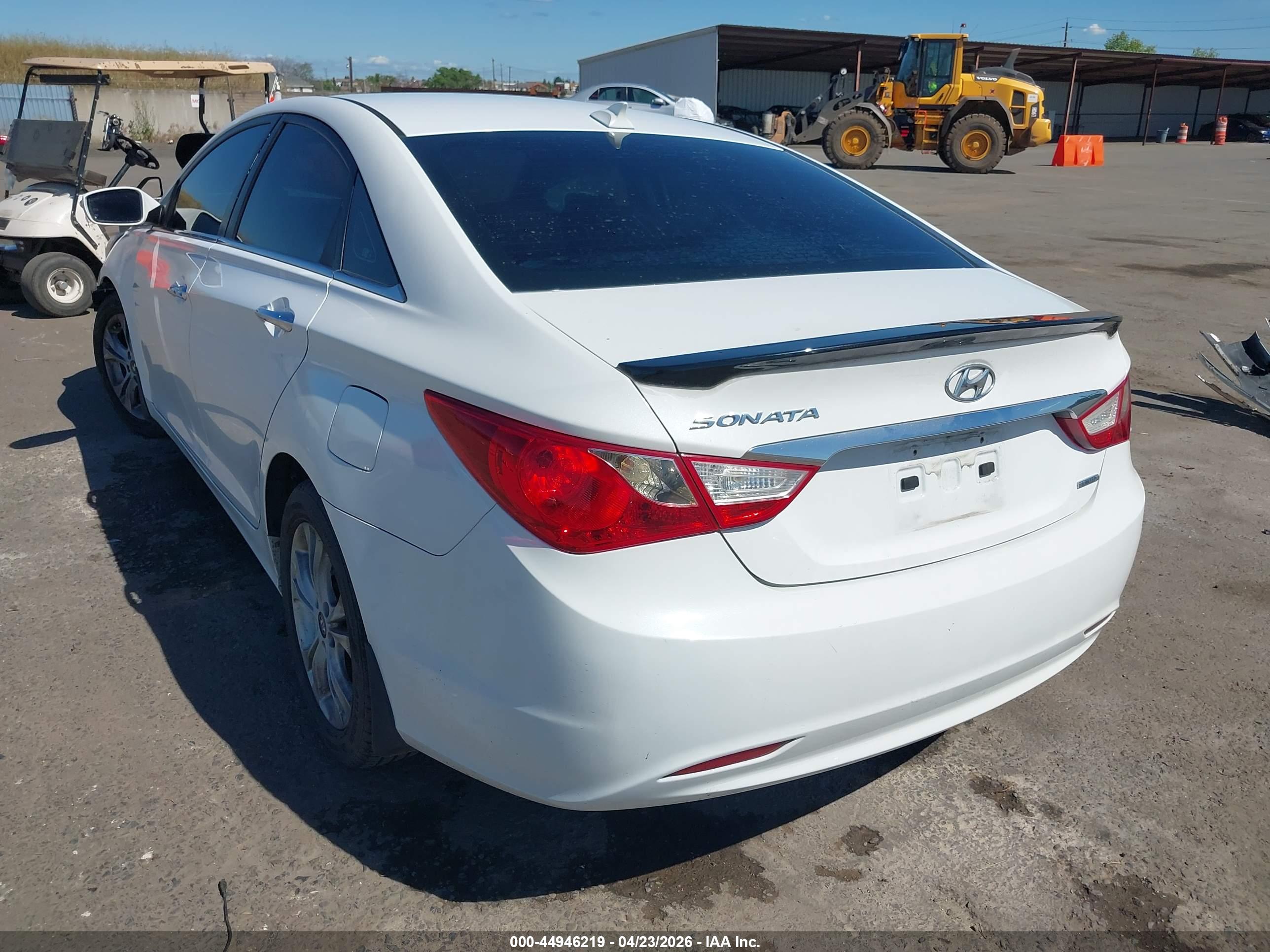 HYUNDAI SONATA image 3