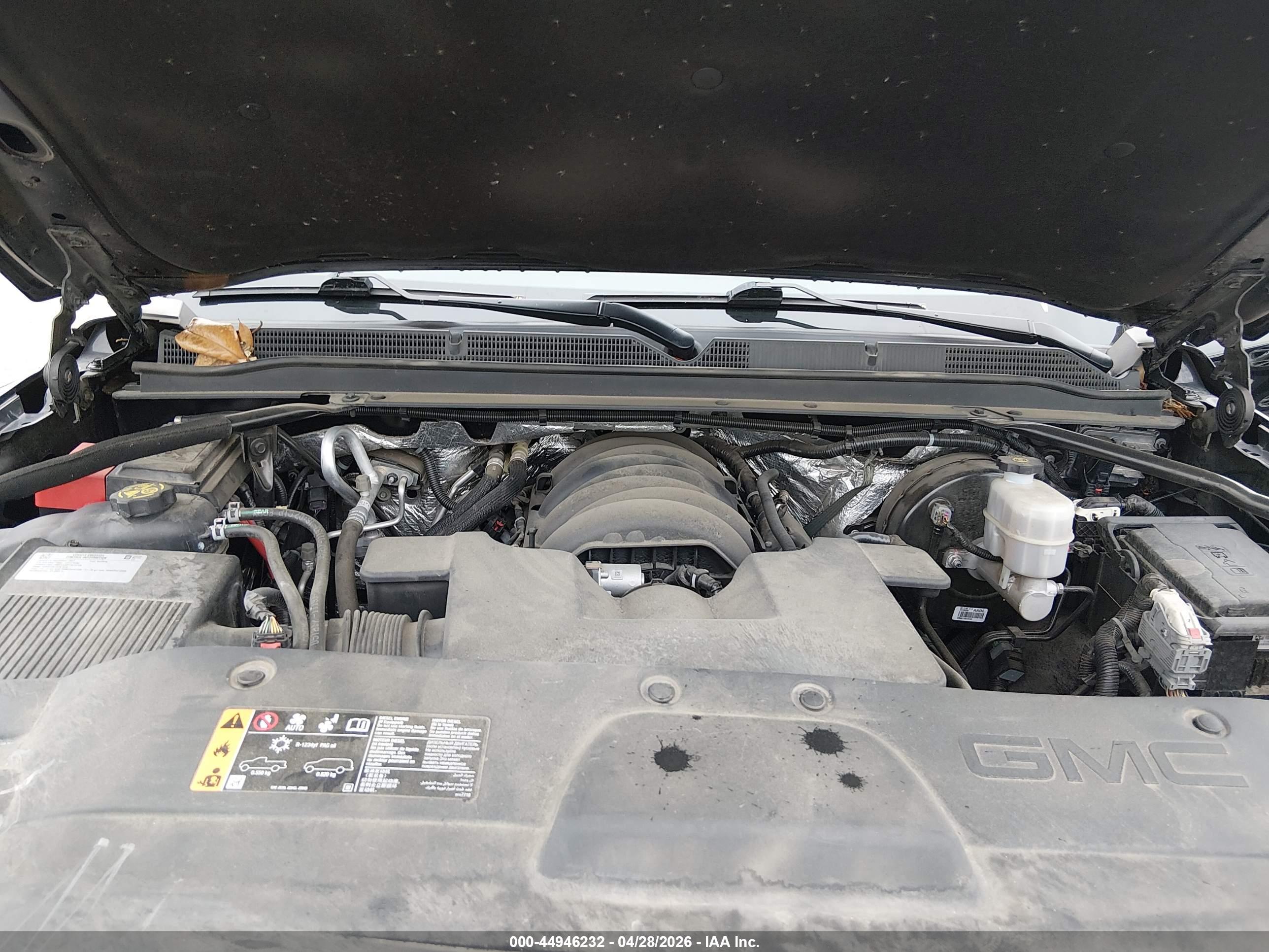 GMC YUKON image 10