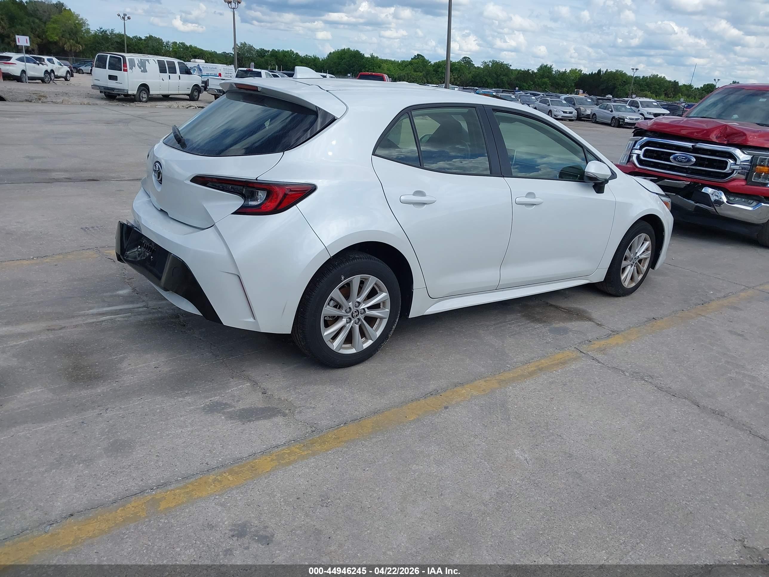 TOYOTA COROLLA image 4