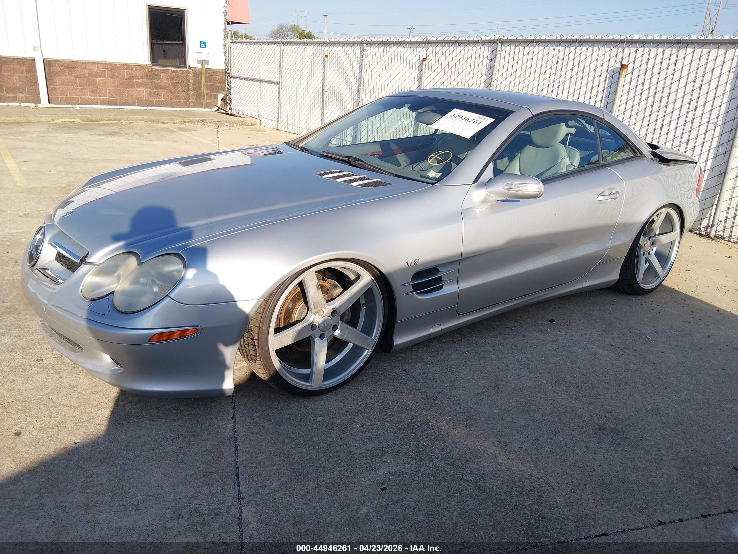MERCEDES-BENZ SL image 2