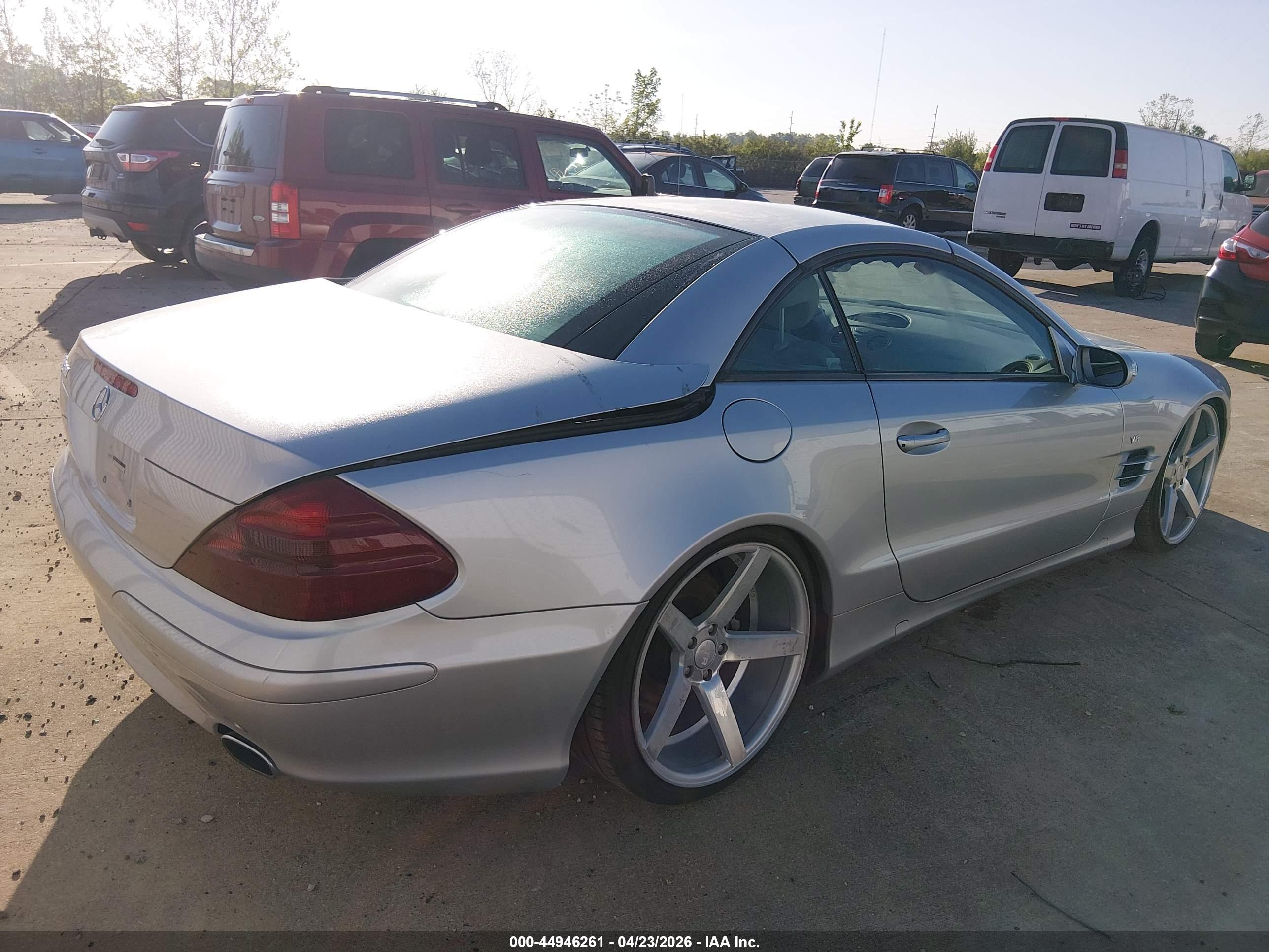 MERCEDES-BENZ SL image 4