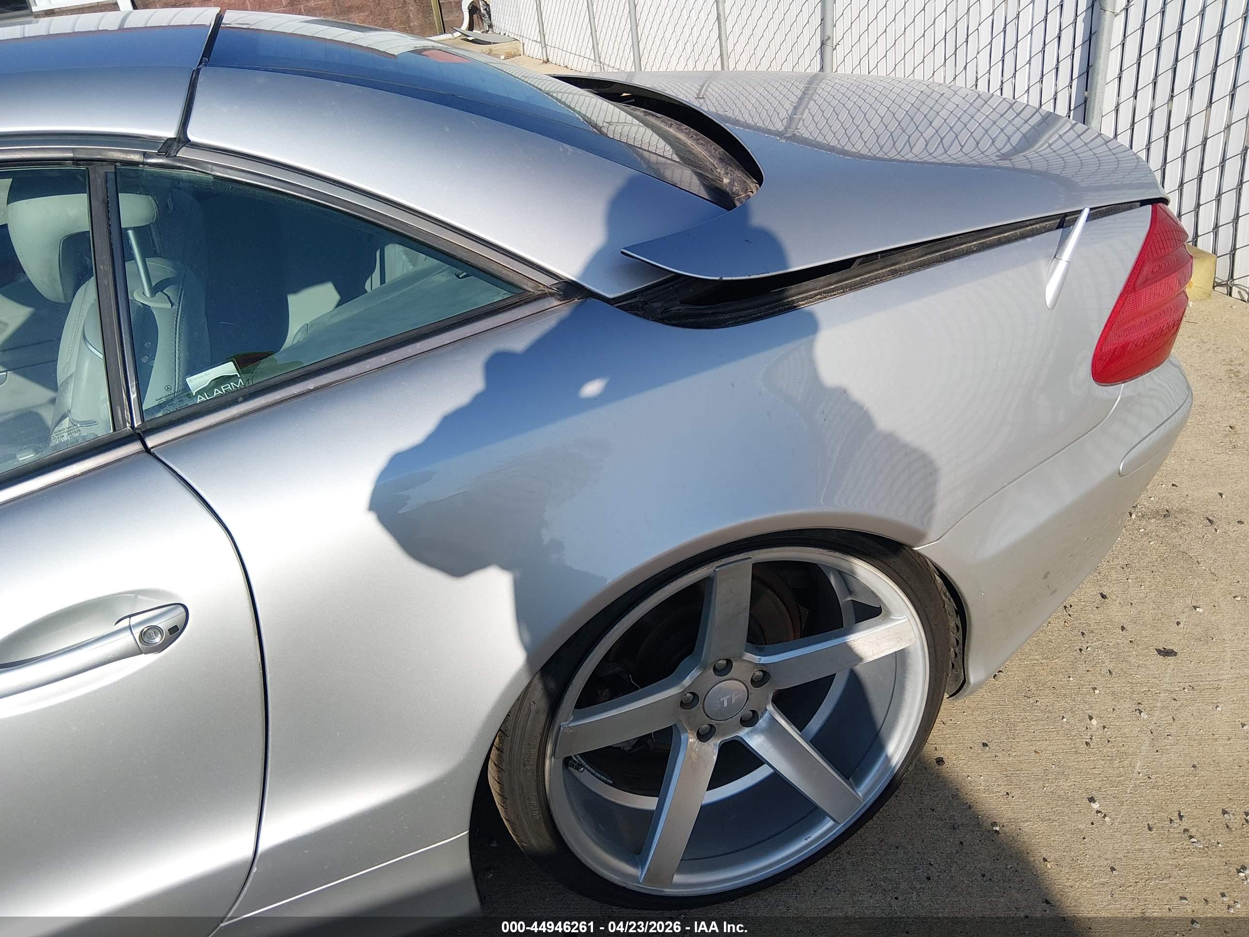 MERCEDES-BENZ SL image 6