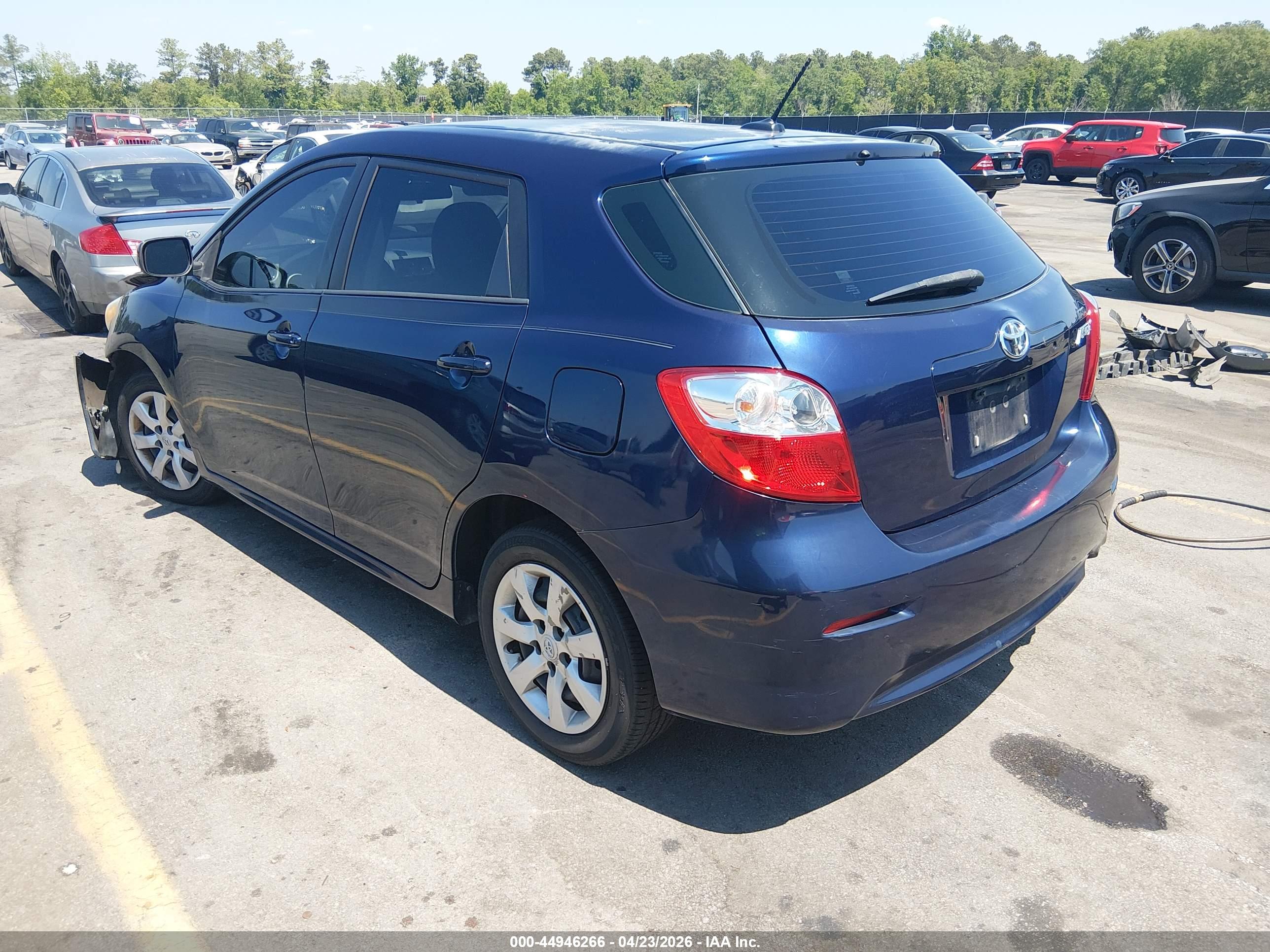 TOYOTA MATRIX image 3
