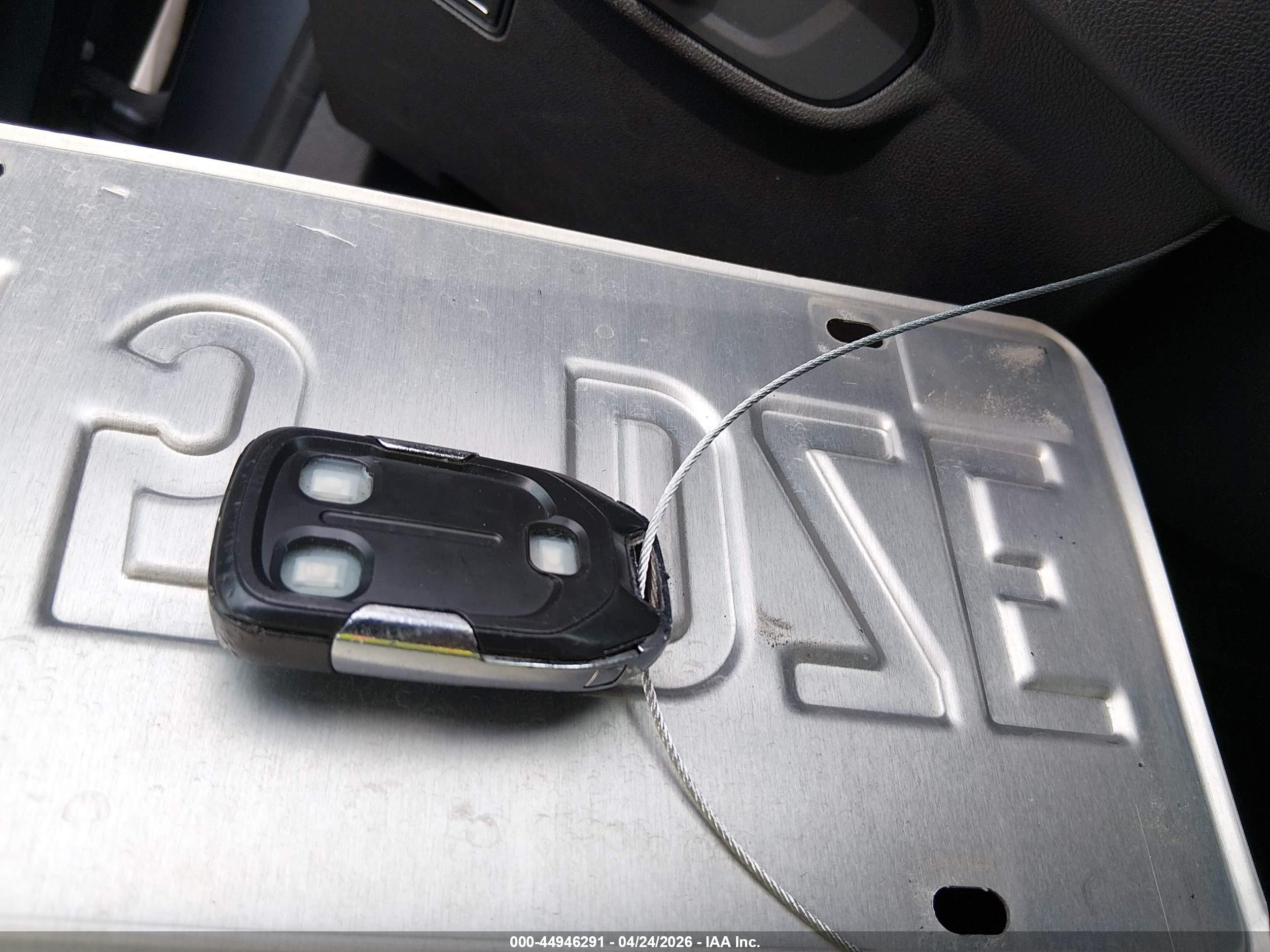 GMC TERRAIN image 11