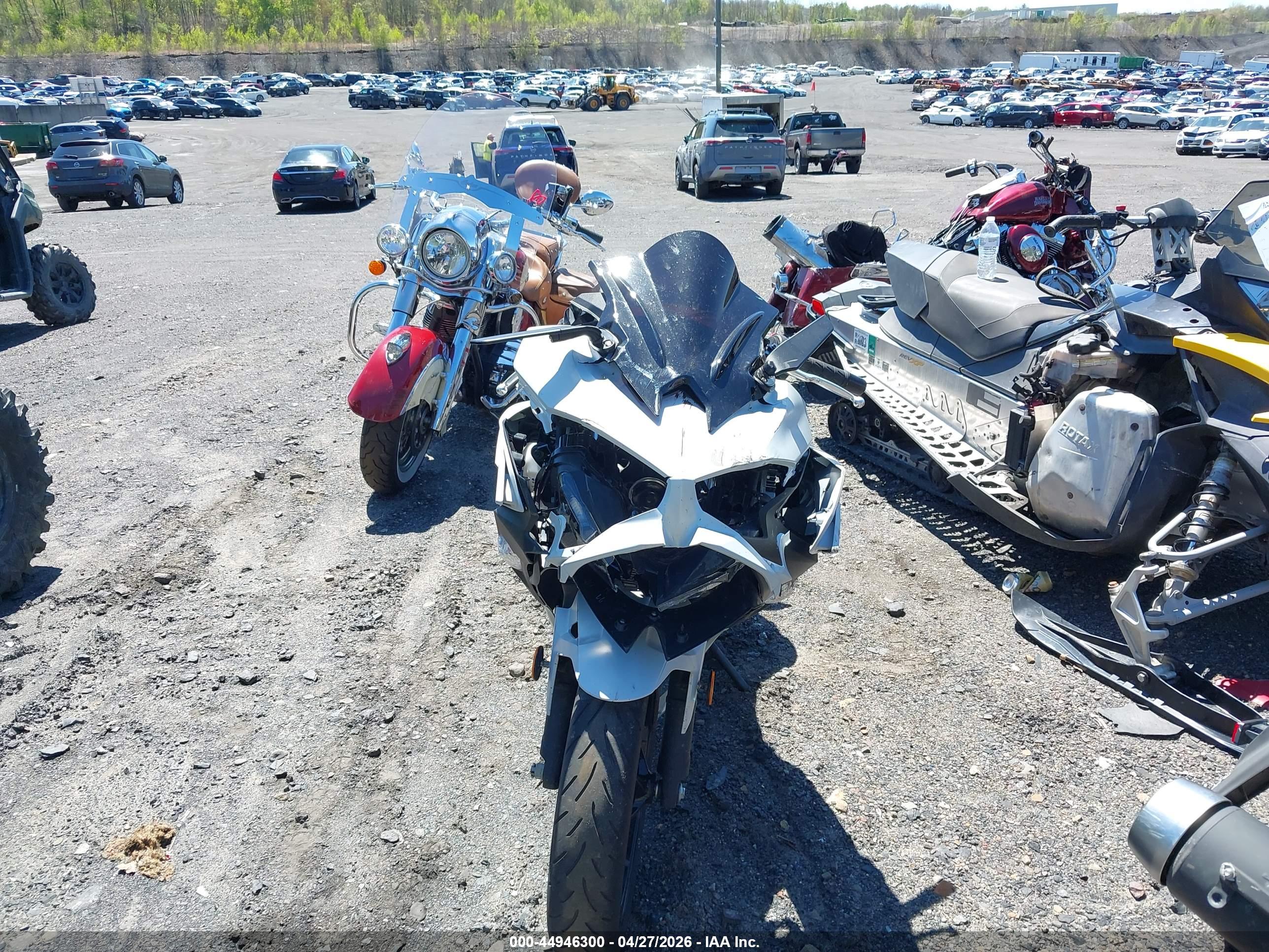 KAWASAKI EX500 image 5