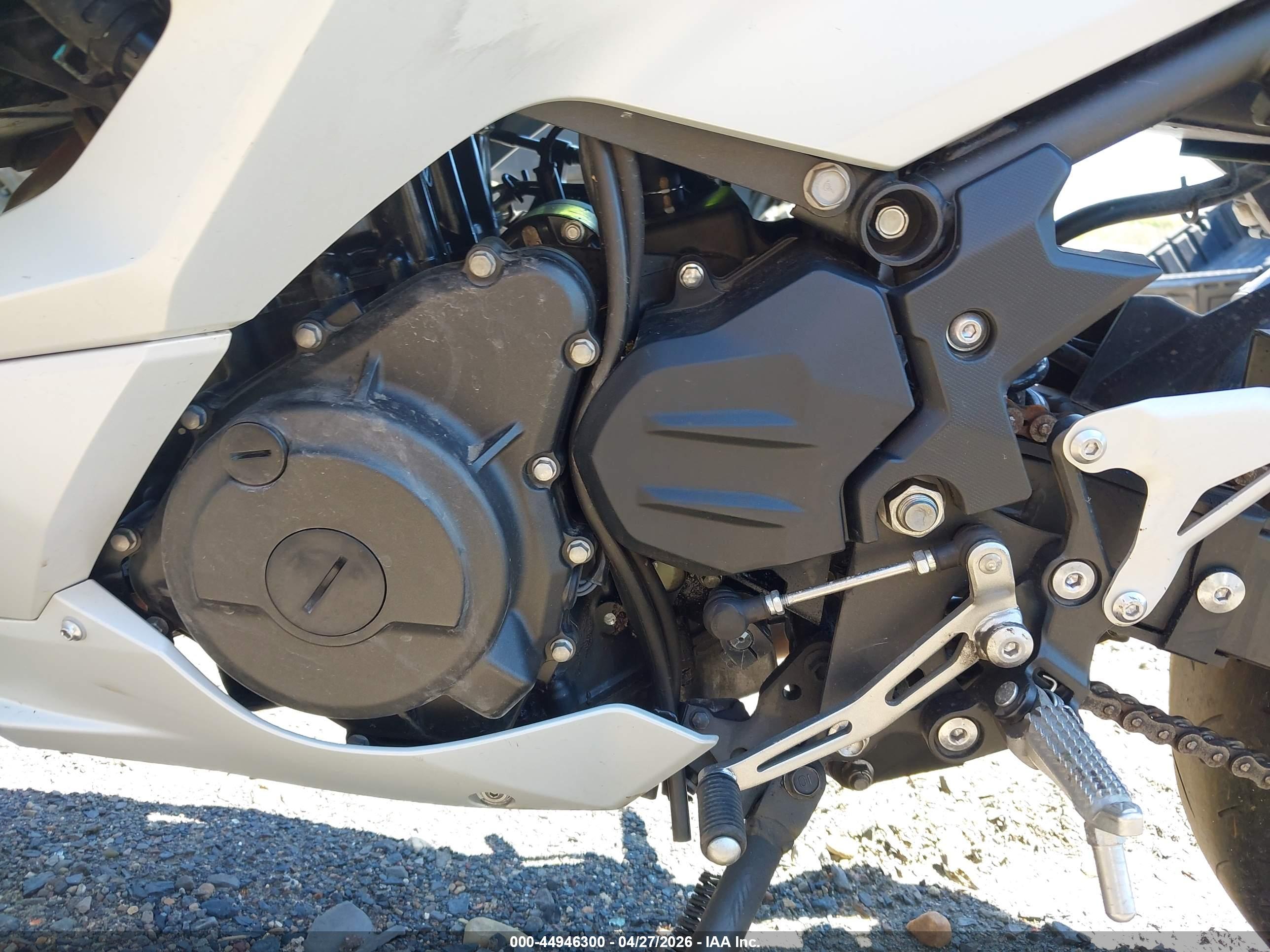 KAWASAKI EX500 image 9
