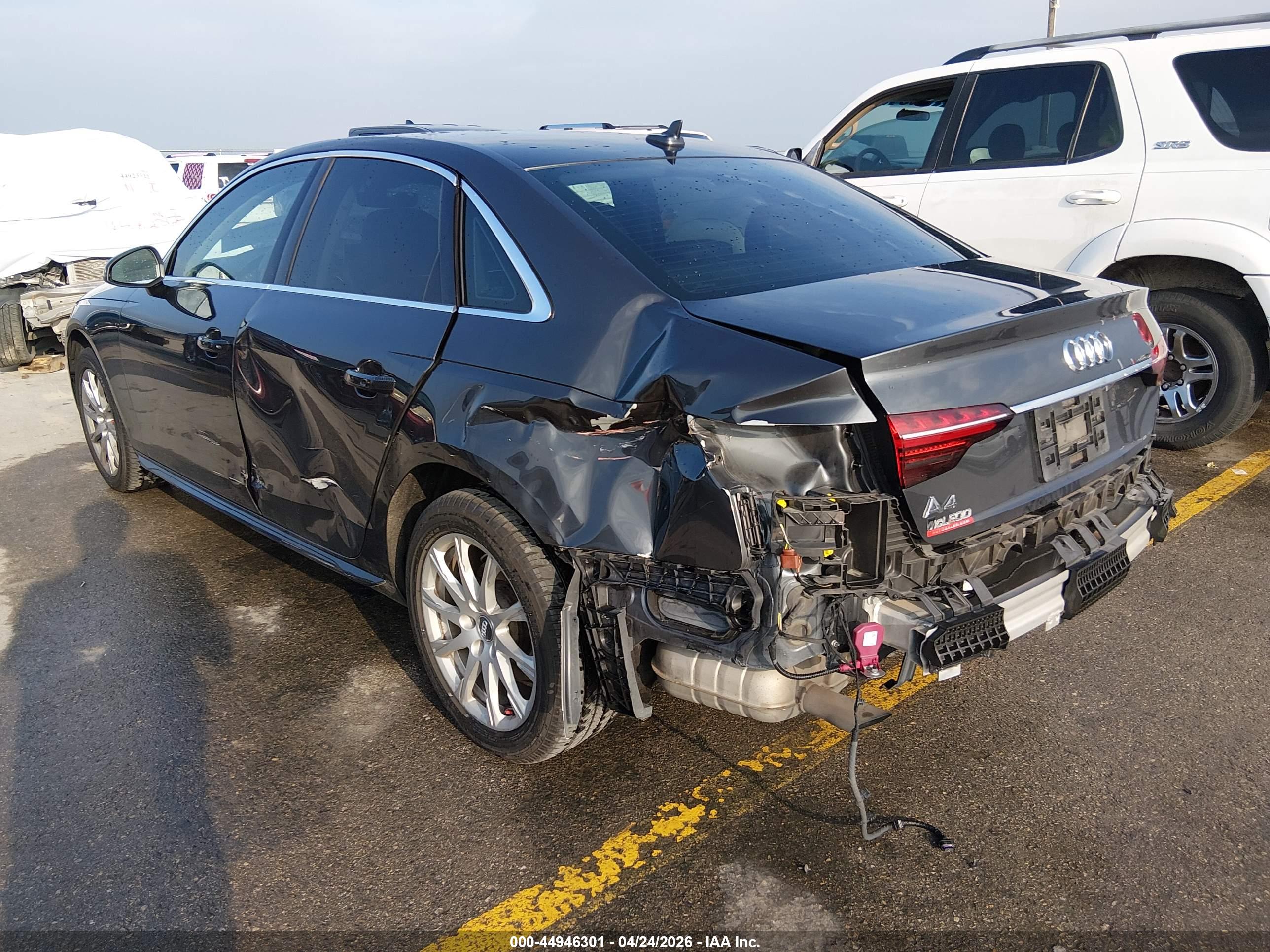 AUDI A4 image 3