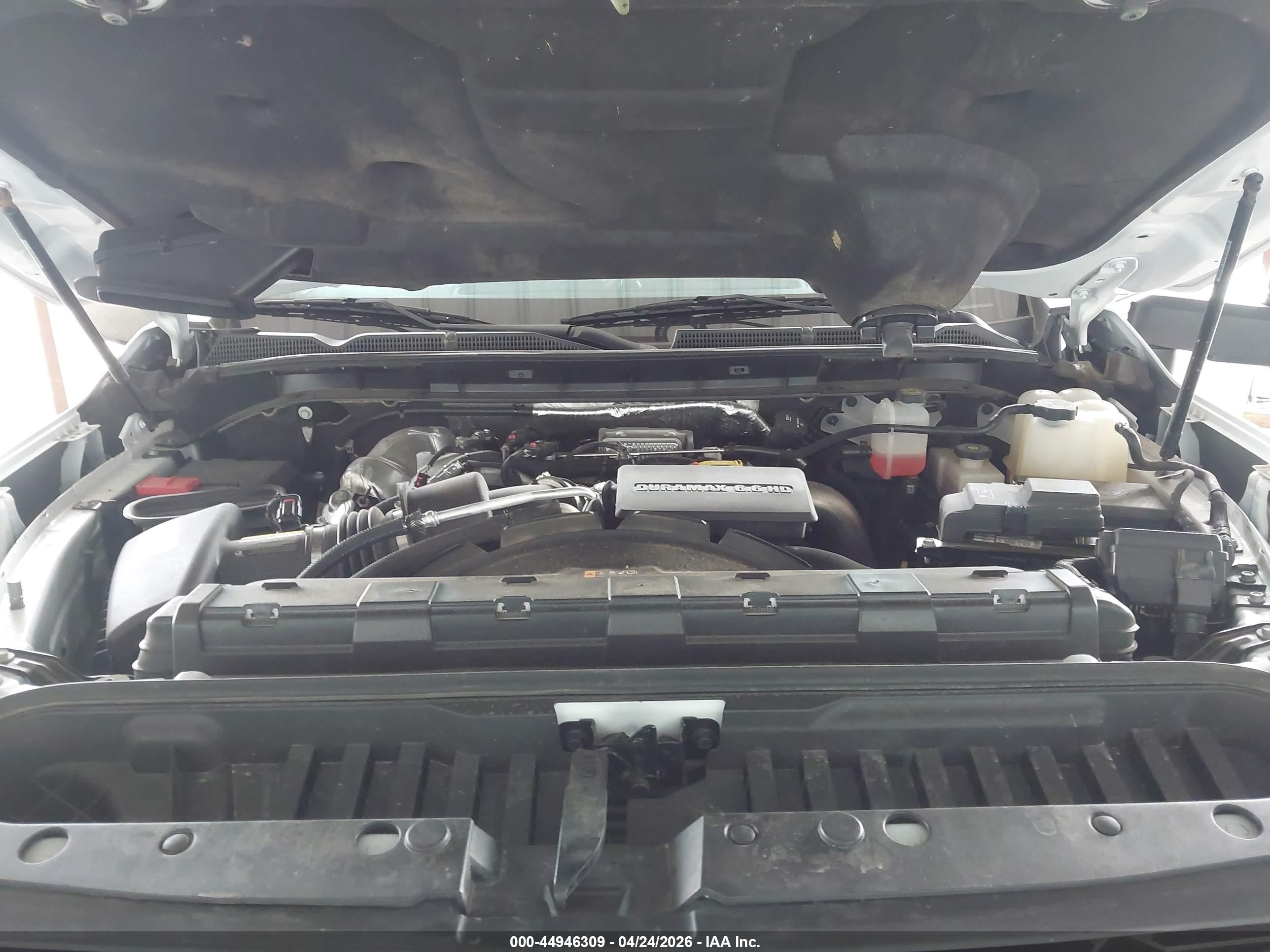 GMC SIERRA image 10