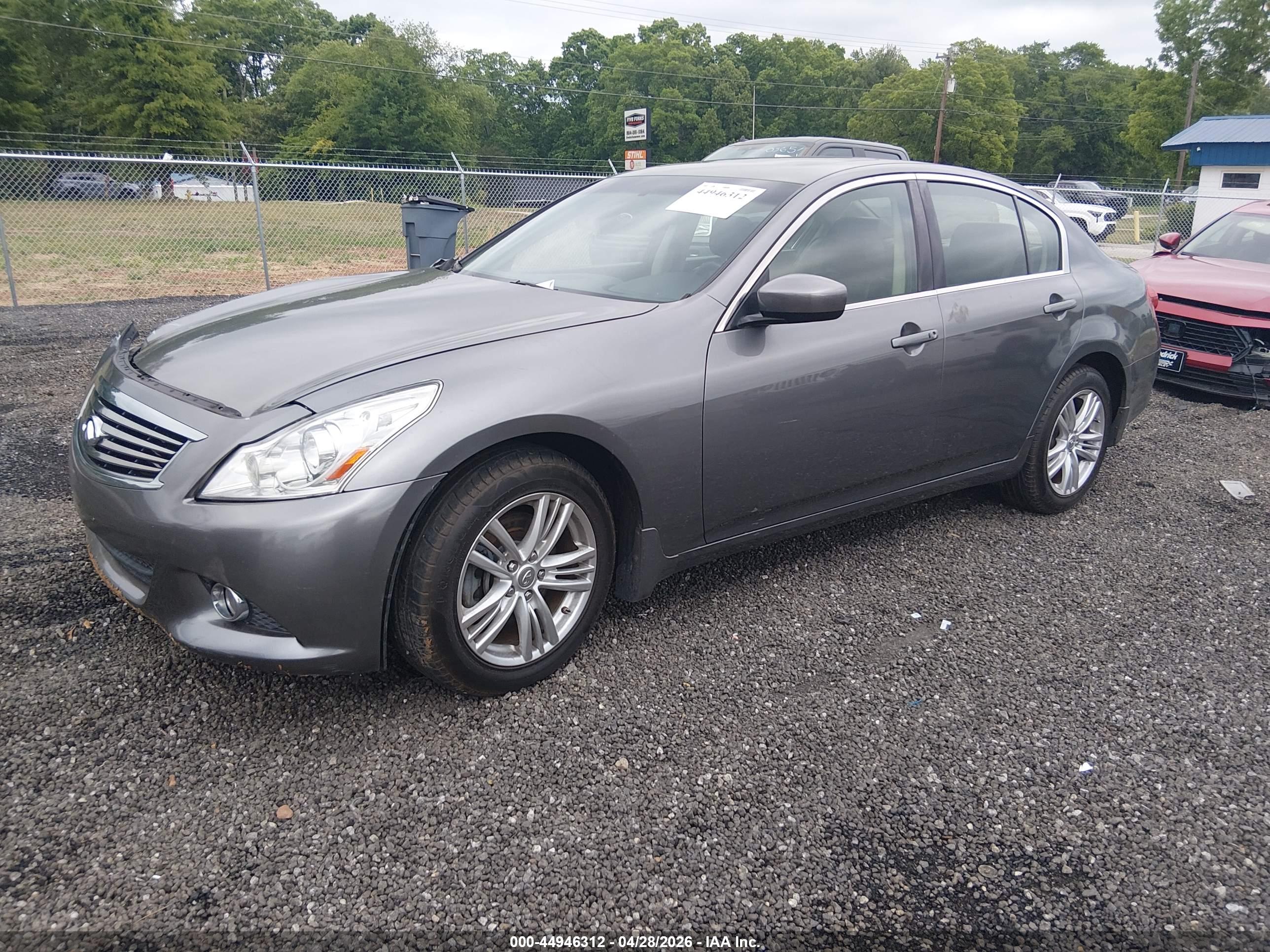 INFINITI G37X image 2