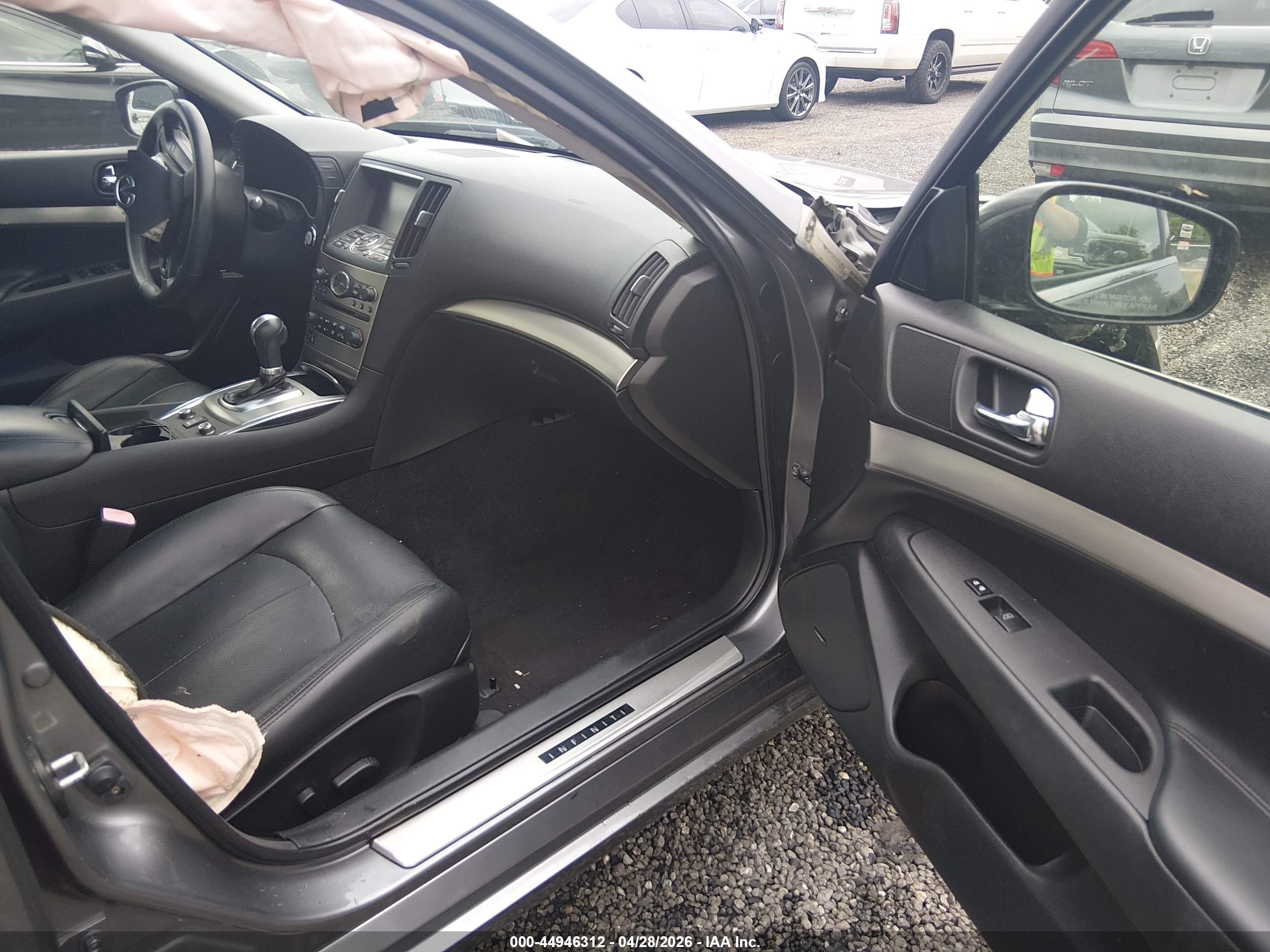 INFINITI G37X image 5