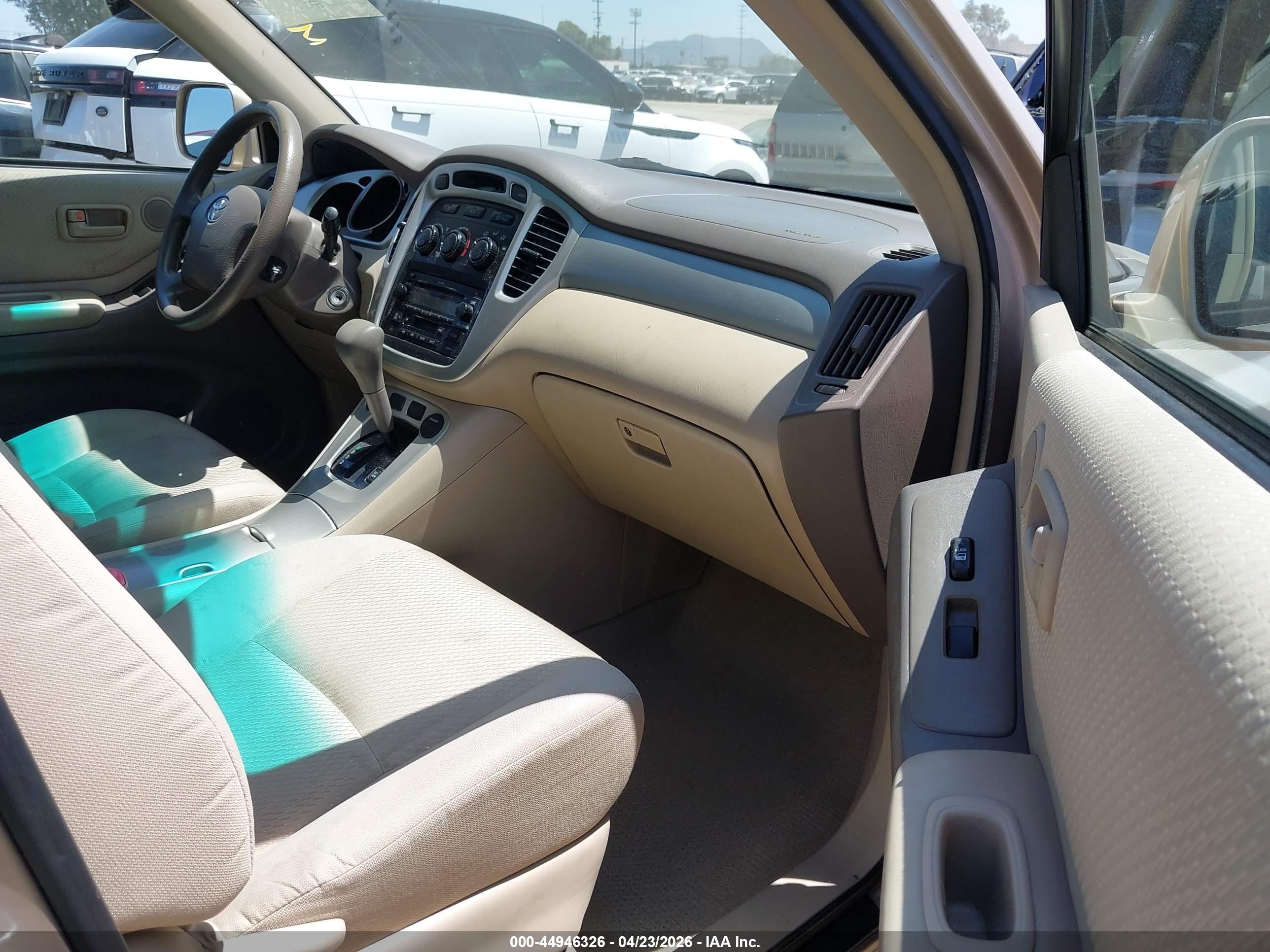 TOYOTA HIGHLANDER image 5