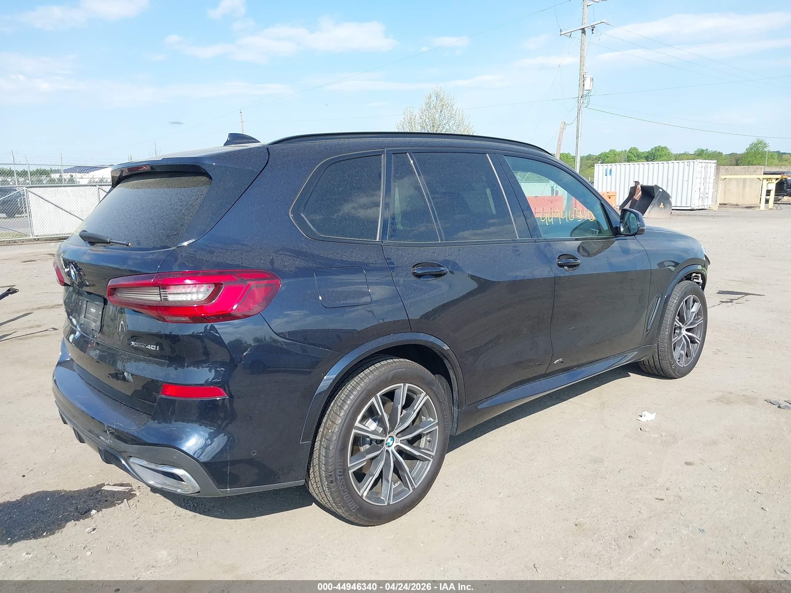 BMW X5 image 4