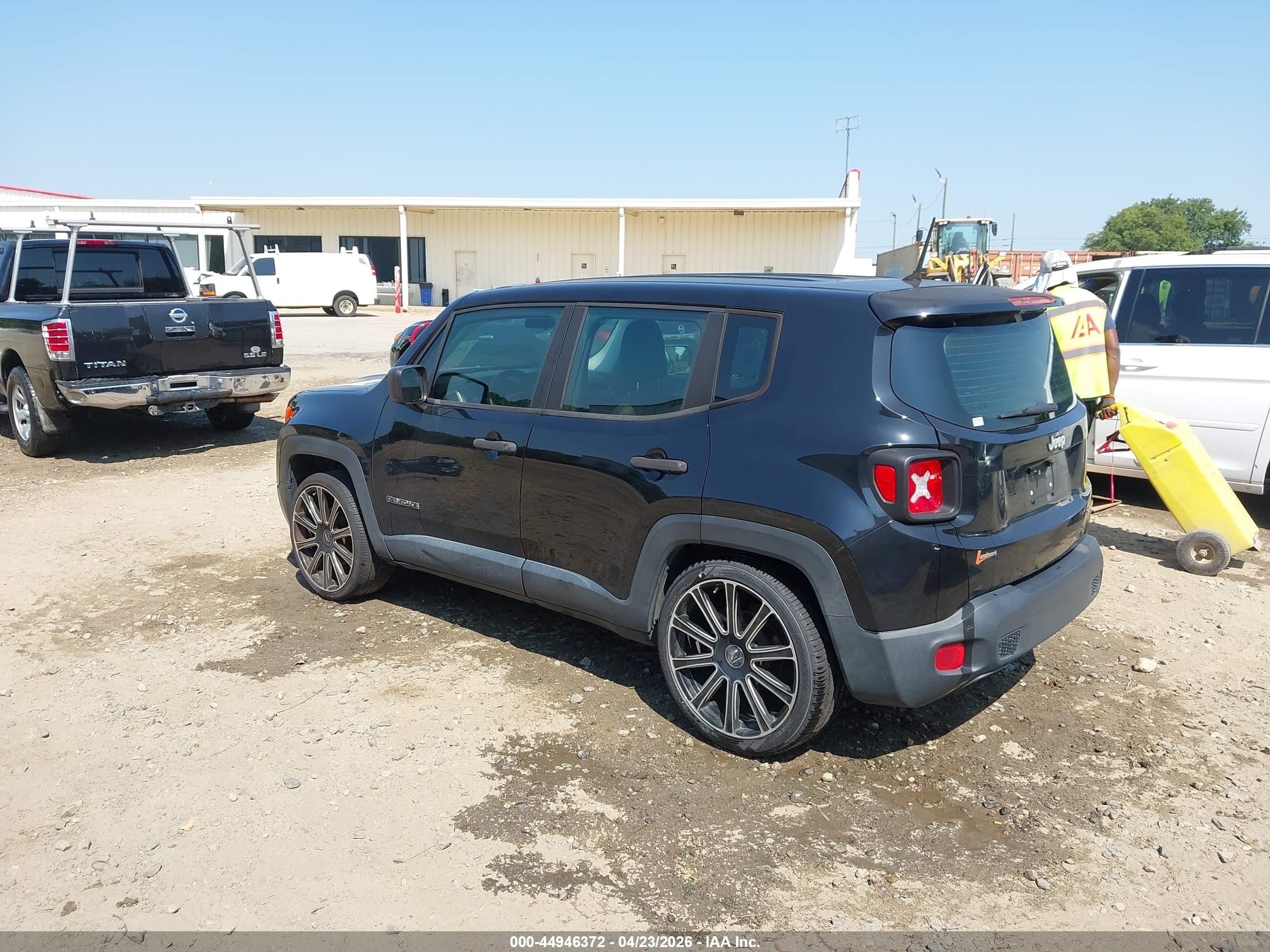JEEP RENEGADE image 3