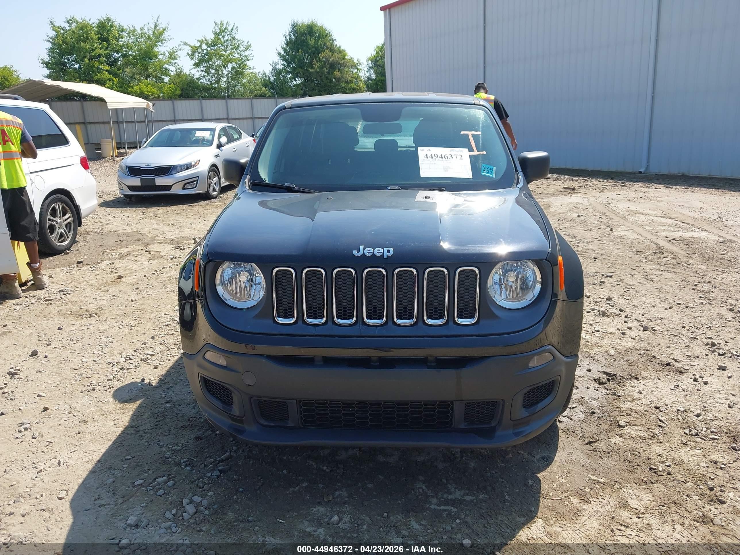 JEEP RENEGADE image 6